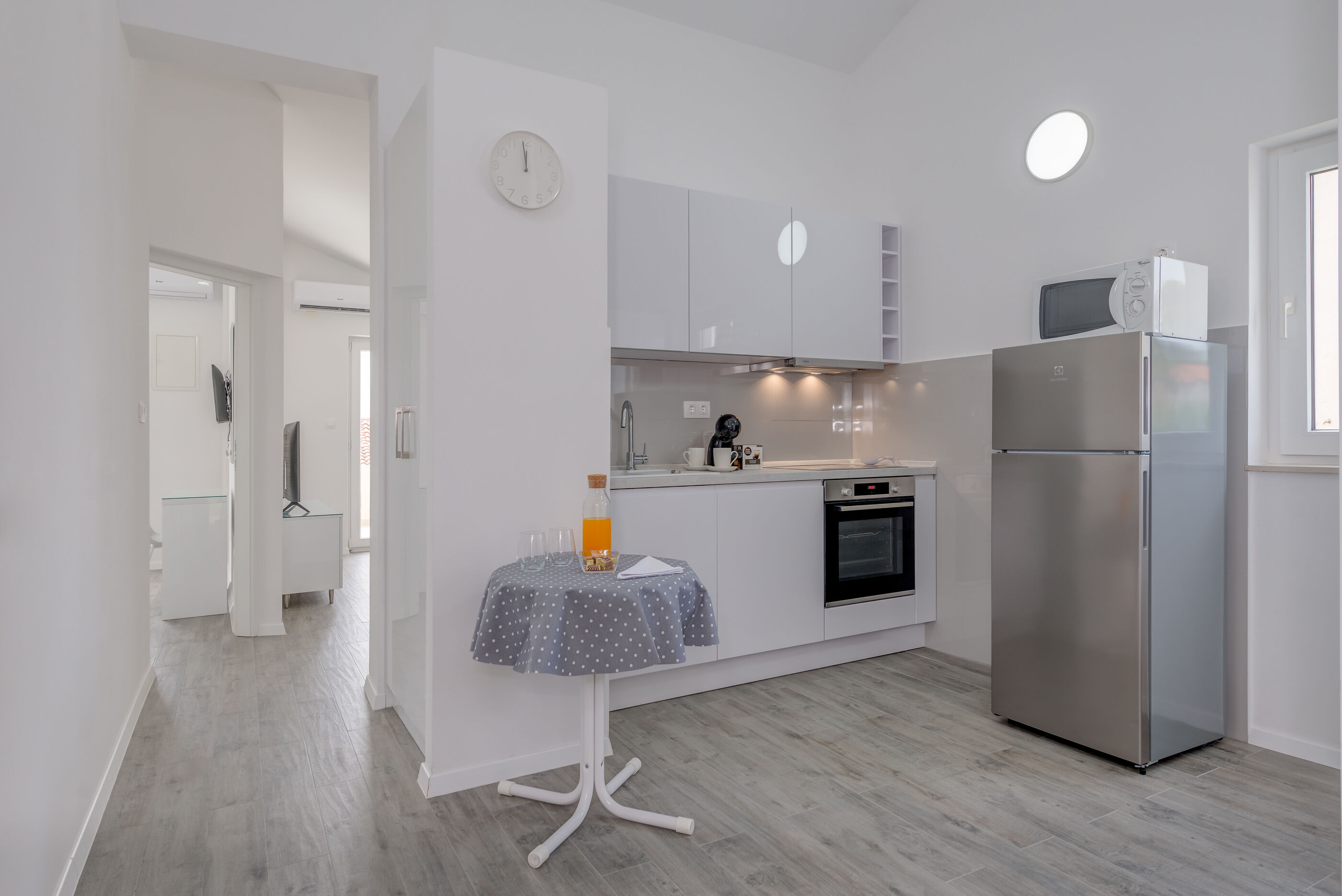 Apartments Ivan 113241-A2