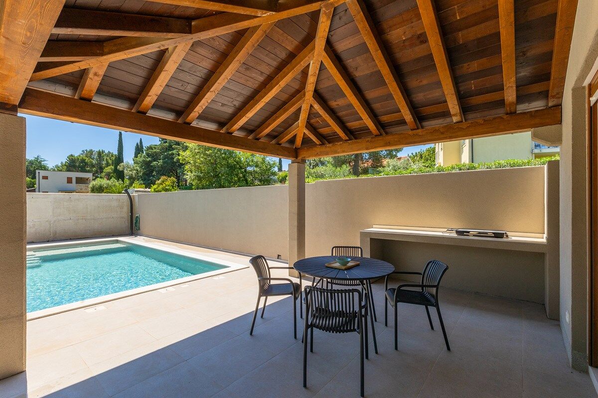 Villa Fratello 74283-K1