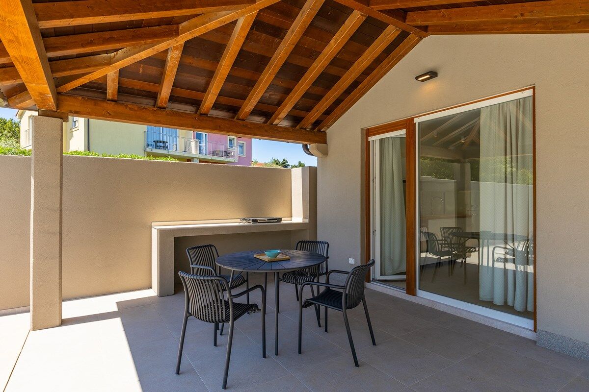 Villa Fratello 74283-K1