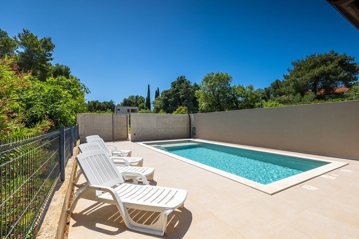 Villa Fratello 74283-K1