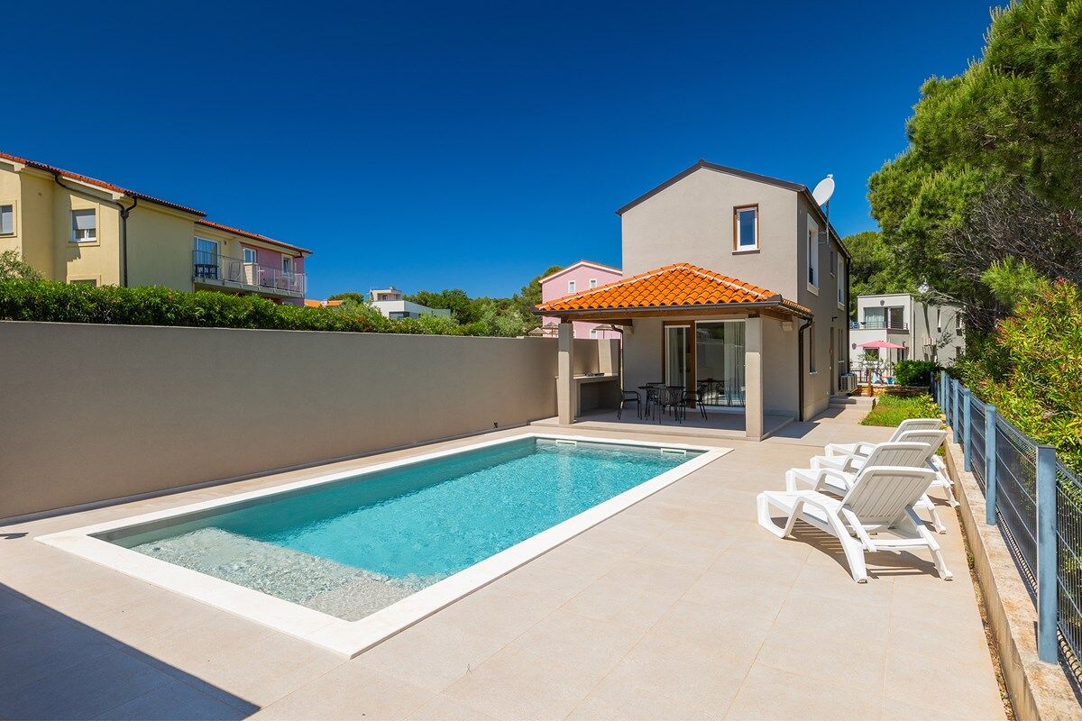 Villa Fratello 74283-K1