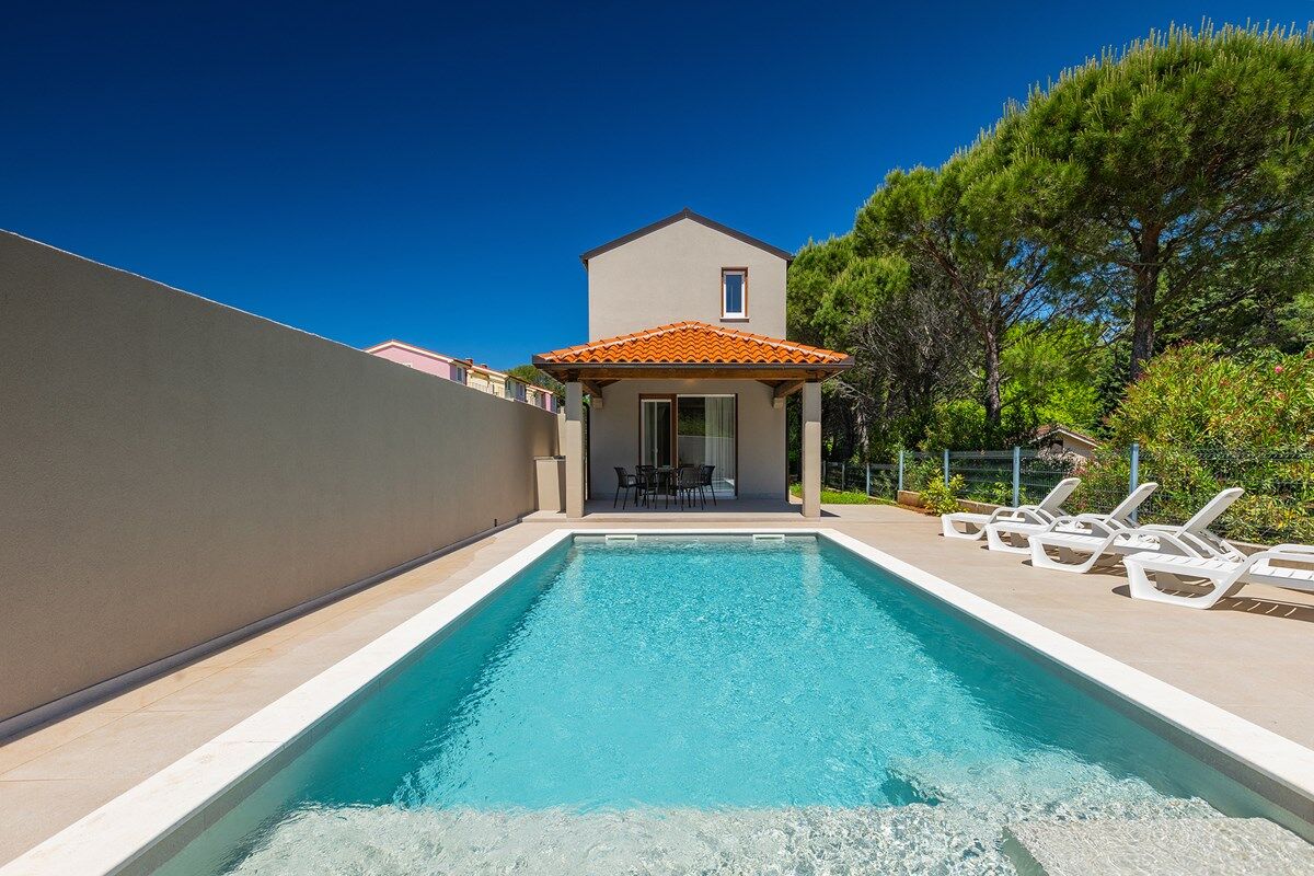 Villa Fratello 74283-K1