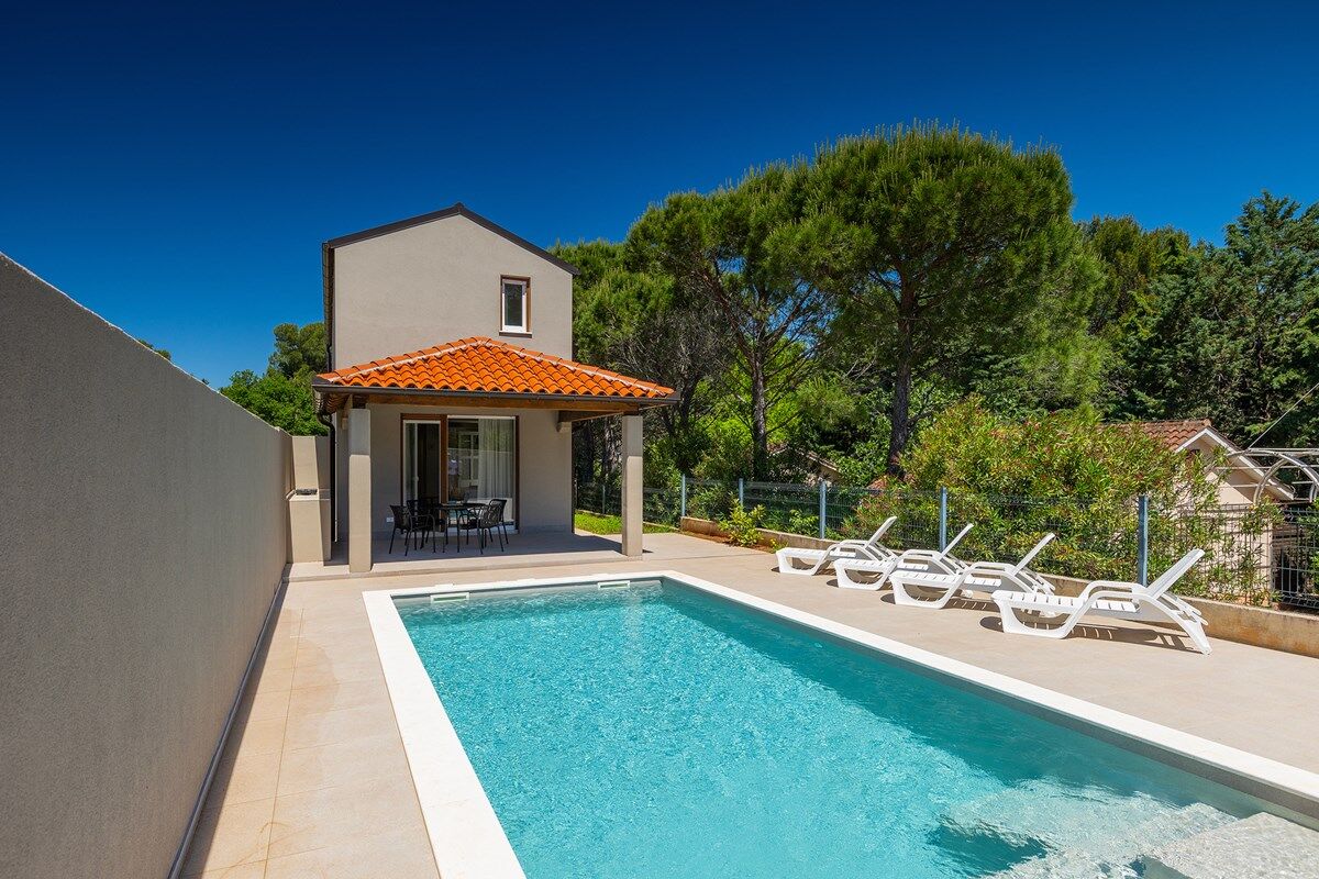 Villa Fratello 74283-K1