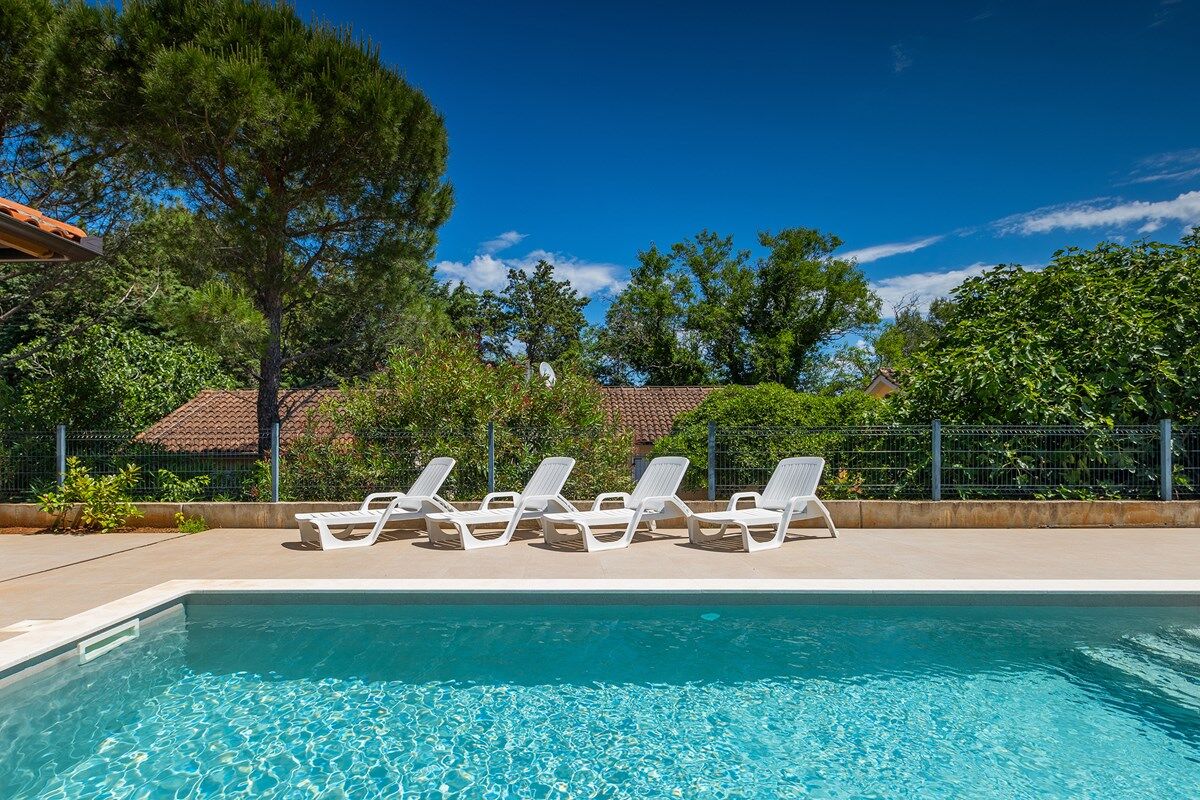 Villa Fratello 74283-K1