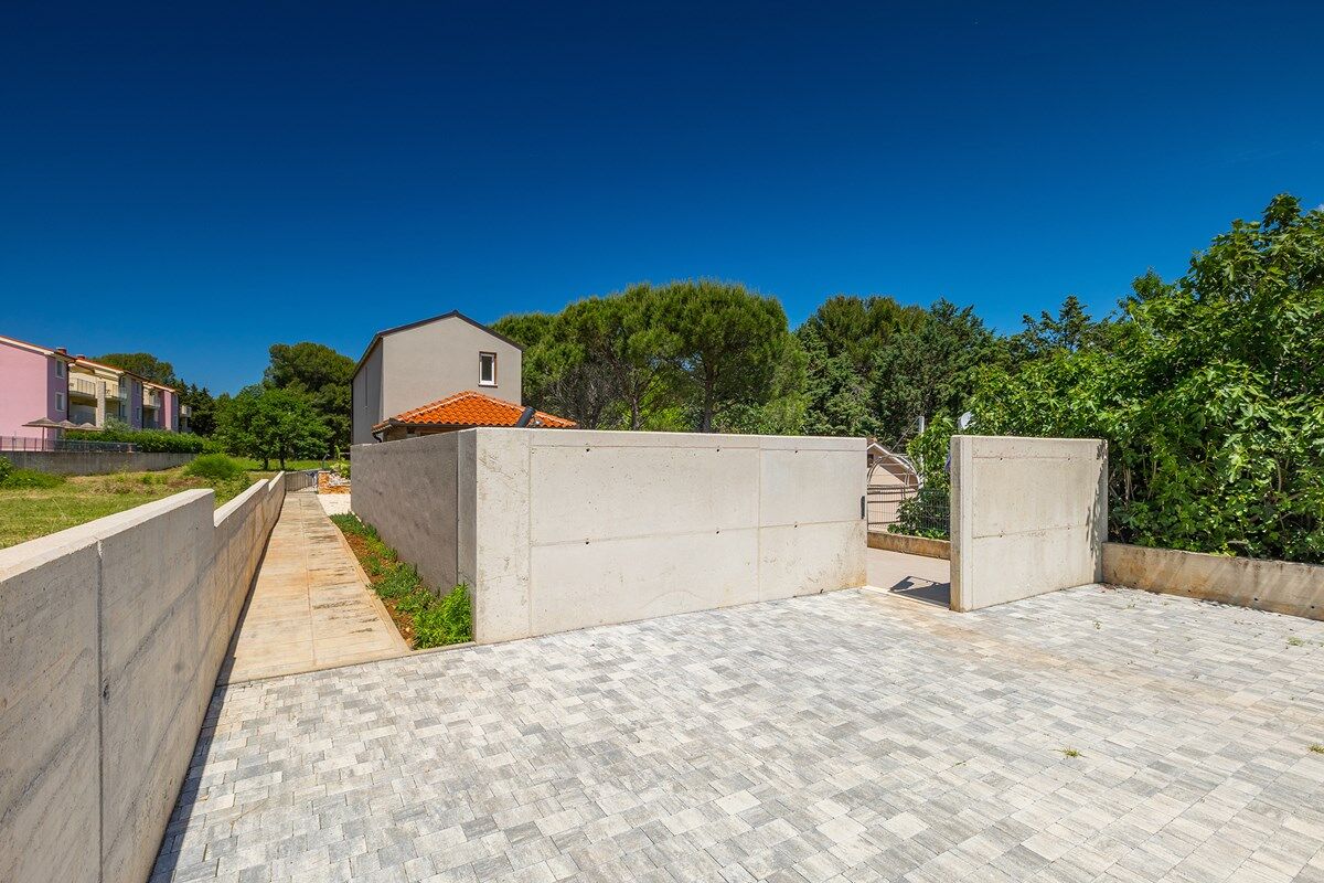 Villa Fratello 74283-K1
