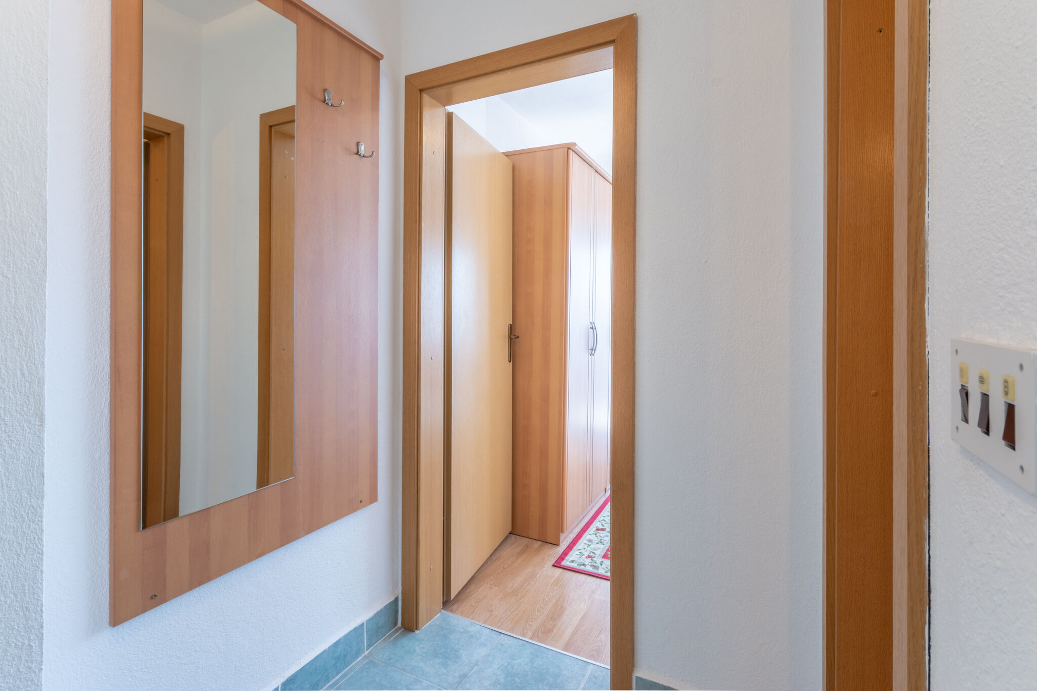 Apartments Mirjana 113351-A1