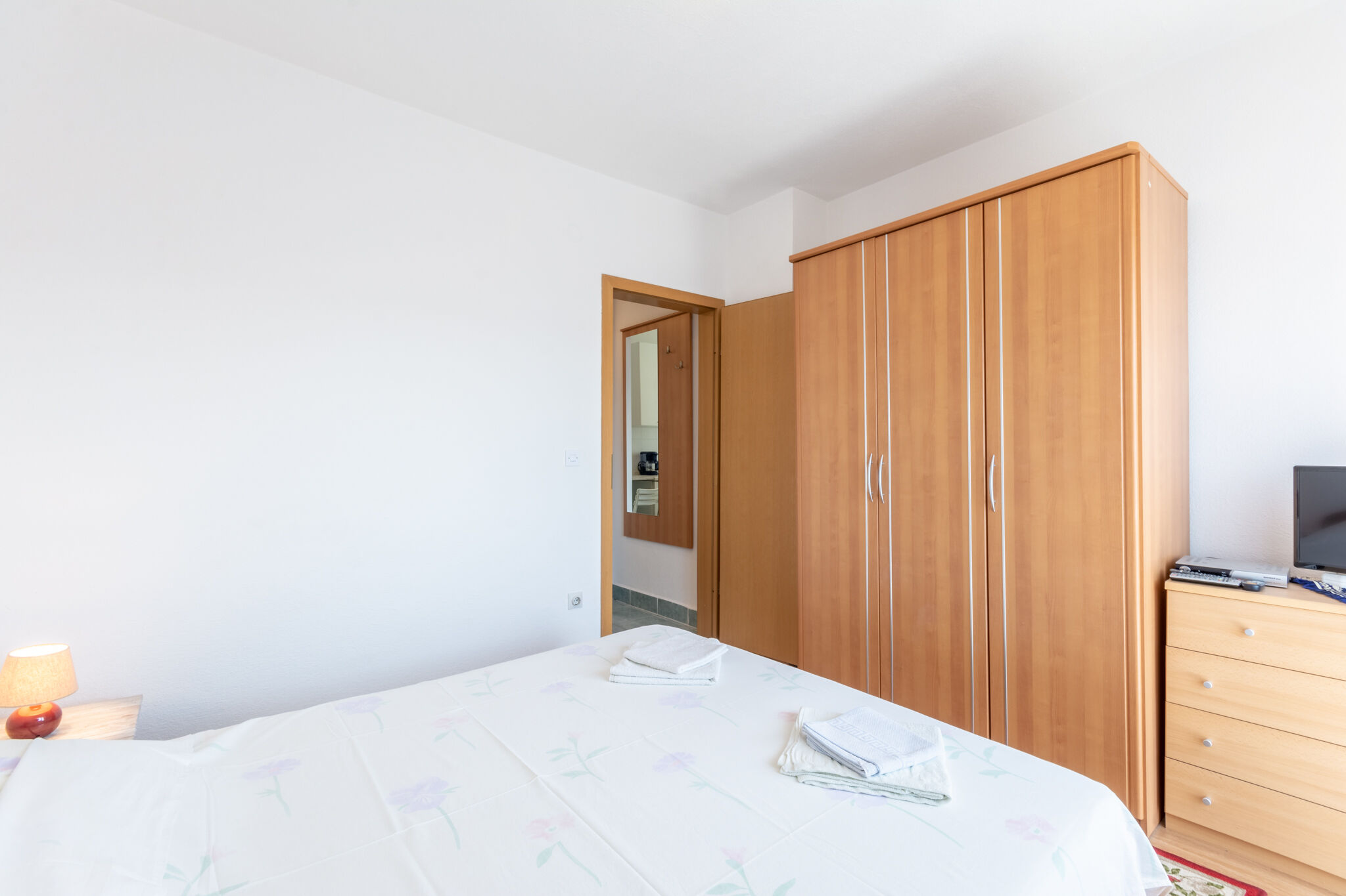 Apartments Mirjana 113351-A1