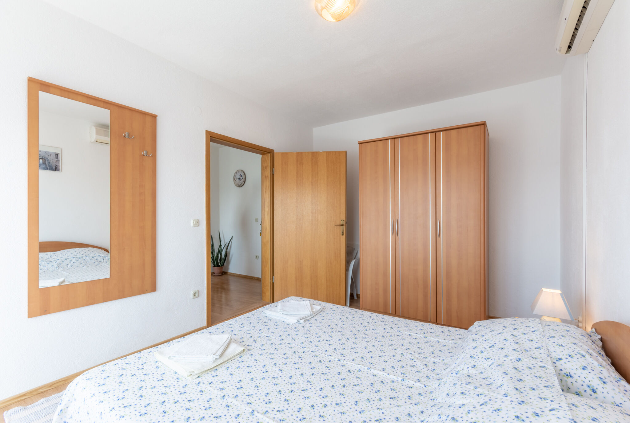 Apartments Mirjana 113351-A2