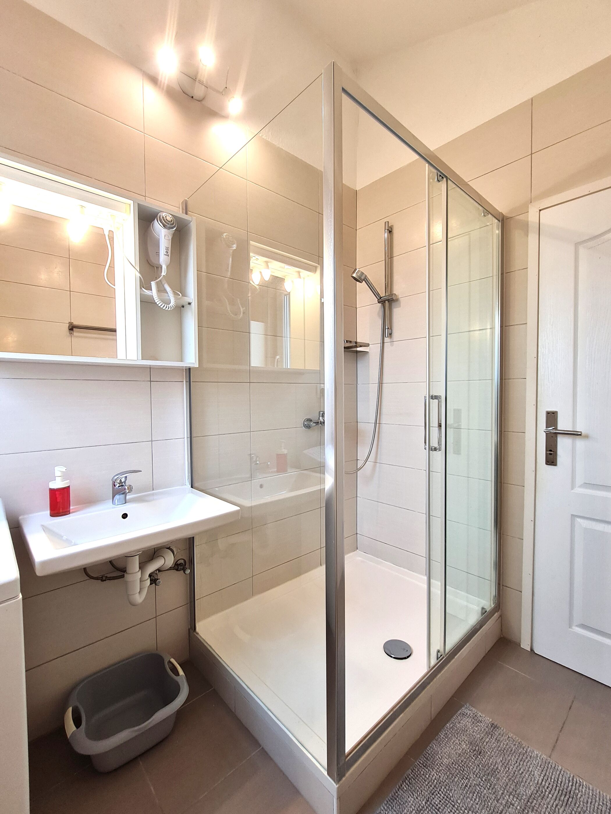 Apartments Bruno 18631-A1