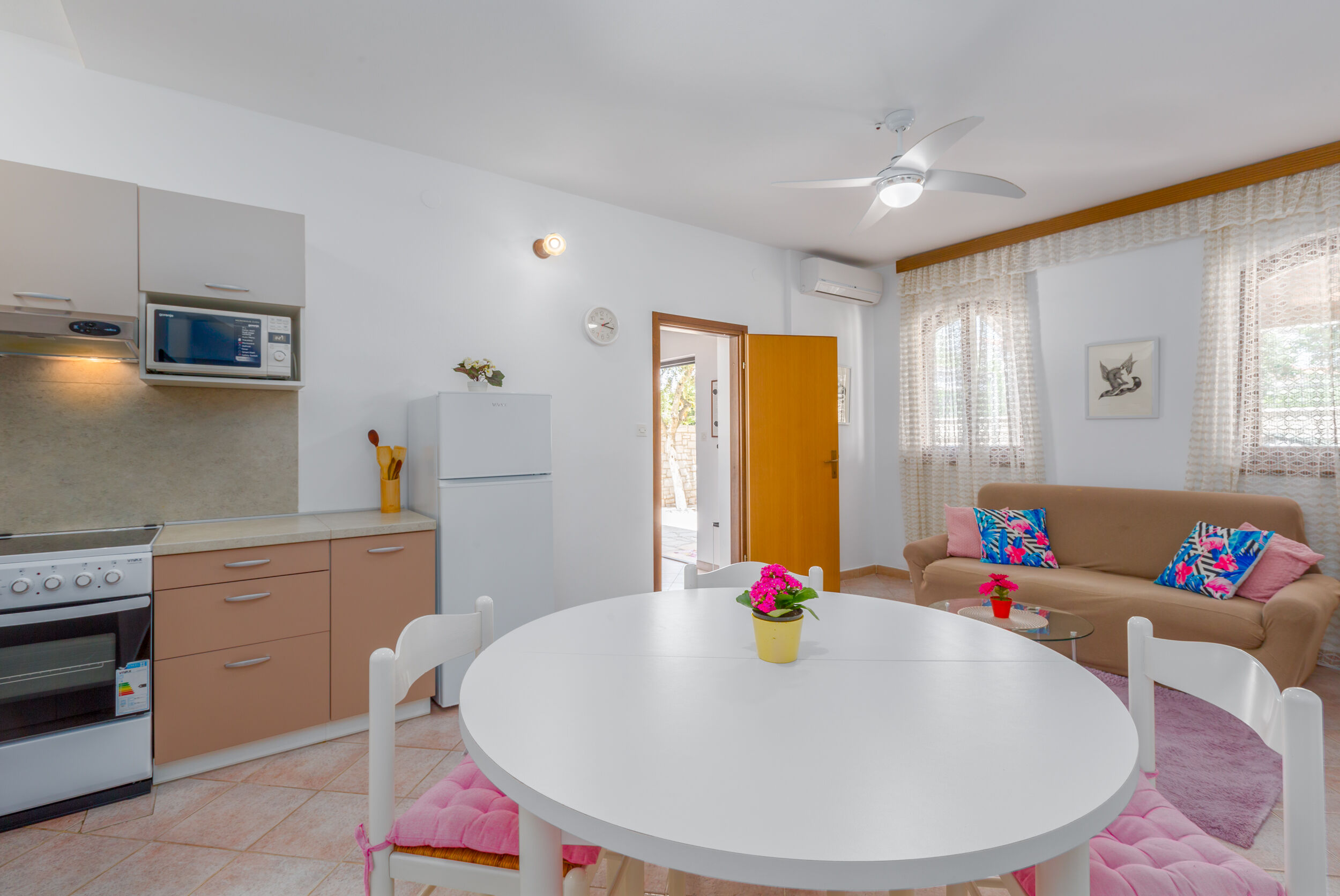 Apartment Residence Livija 1 s bazenom 64722-A1