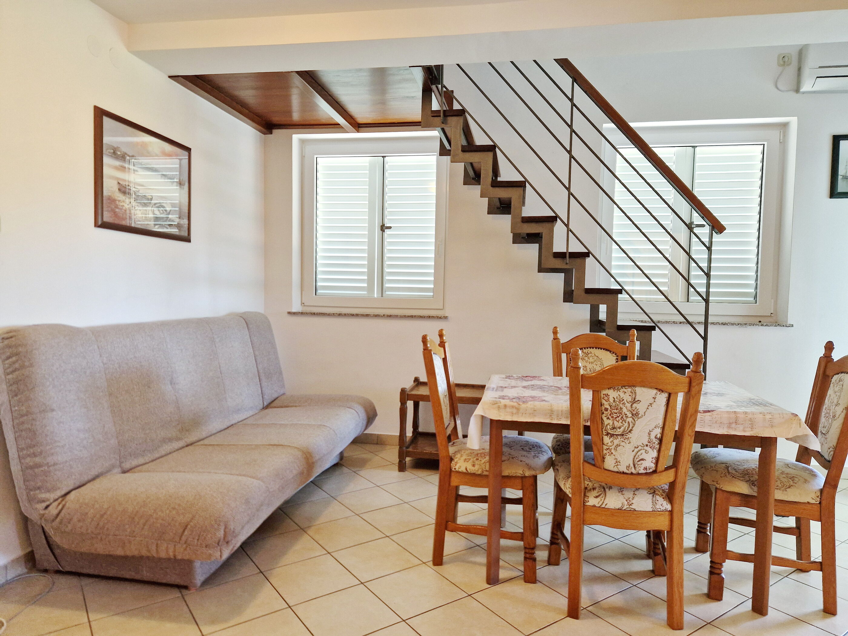 Apartments Žorič/Vavričkova/Đikić 69431-A1