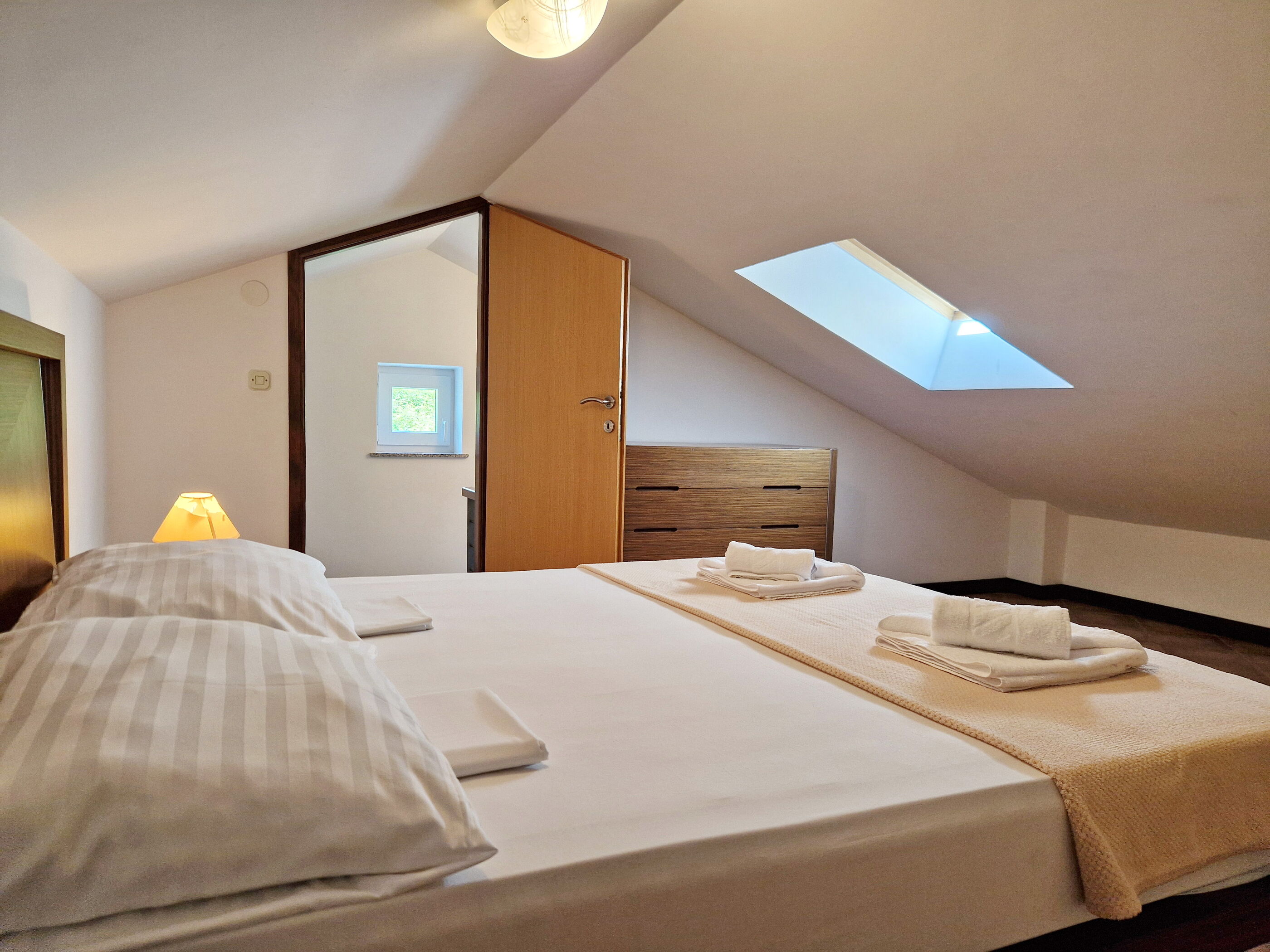 Apartments Žorič/Vavričkova/Đikić 69431-A1