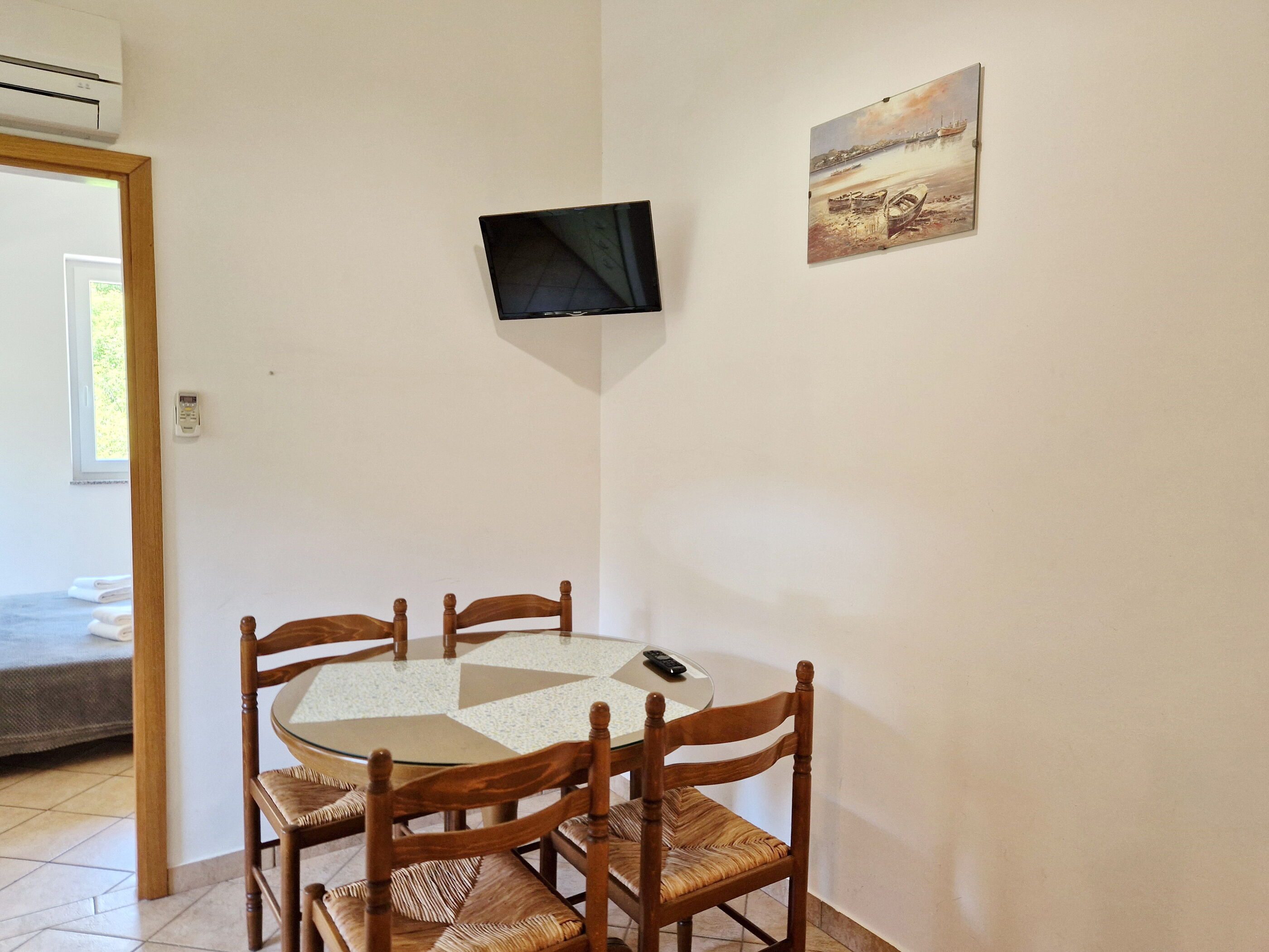 Apartments Žorič/Vavričkova/Đikić 69431-A3