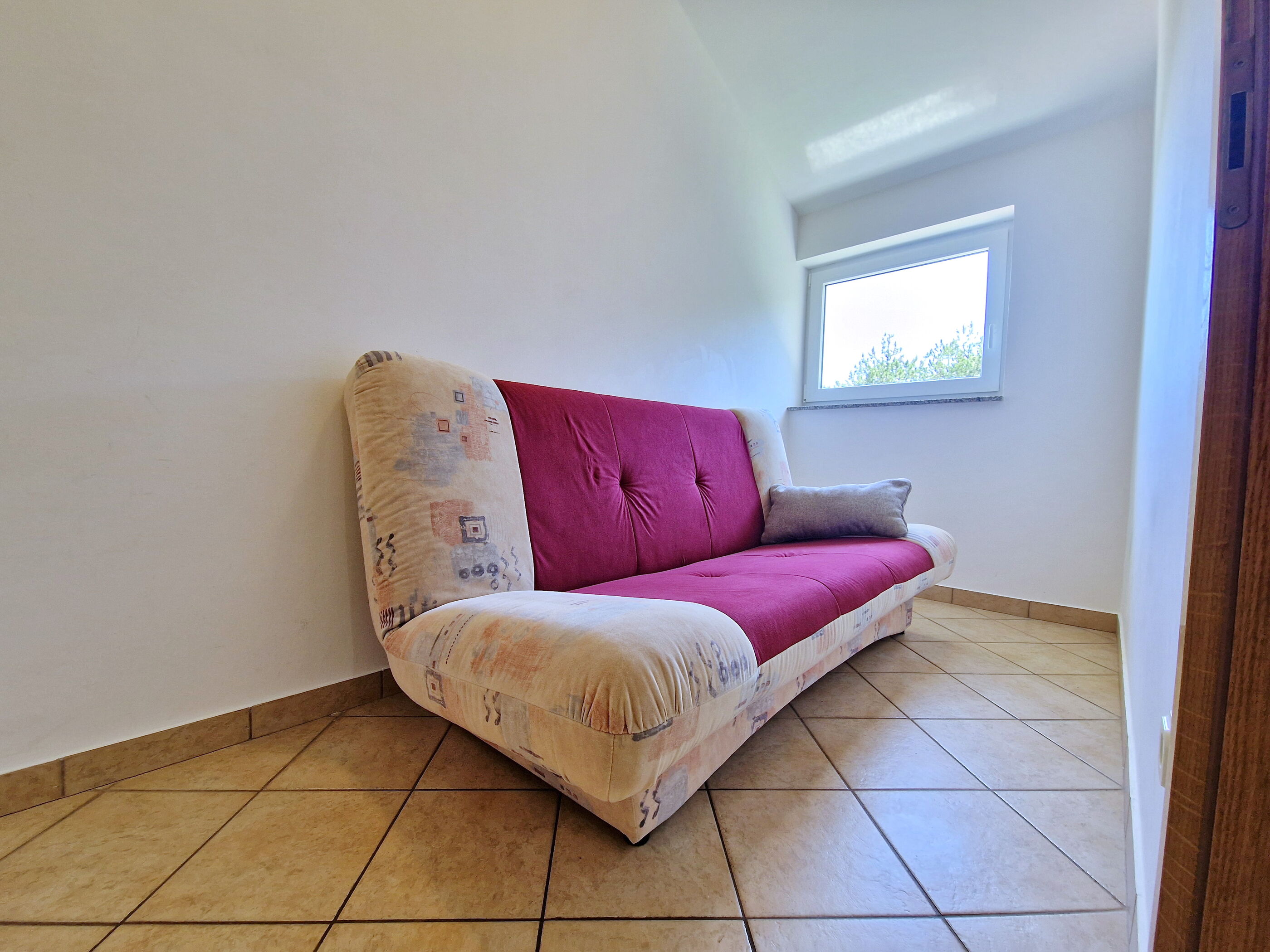 Apartments Žorič/Vavričkova/Đikić 69431-A3