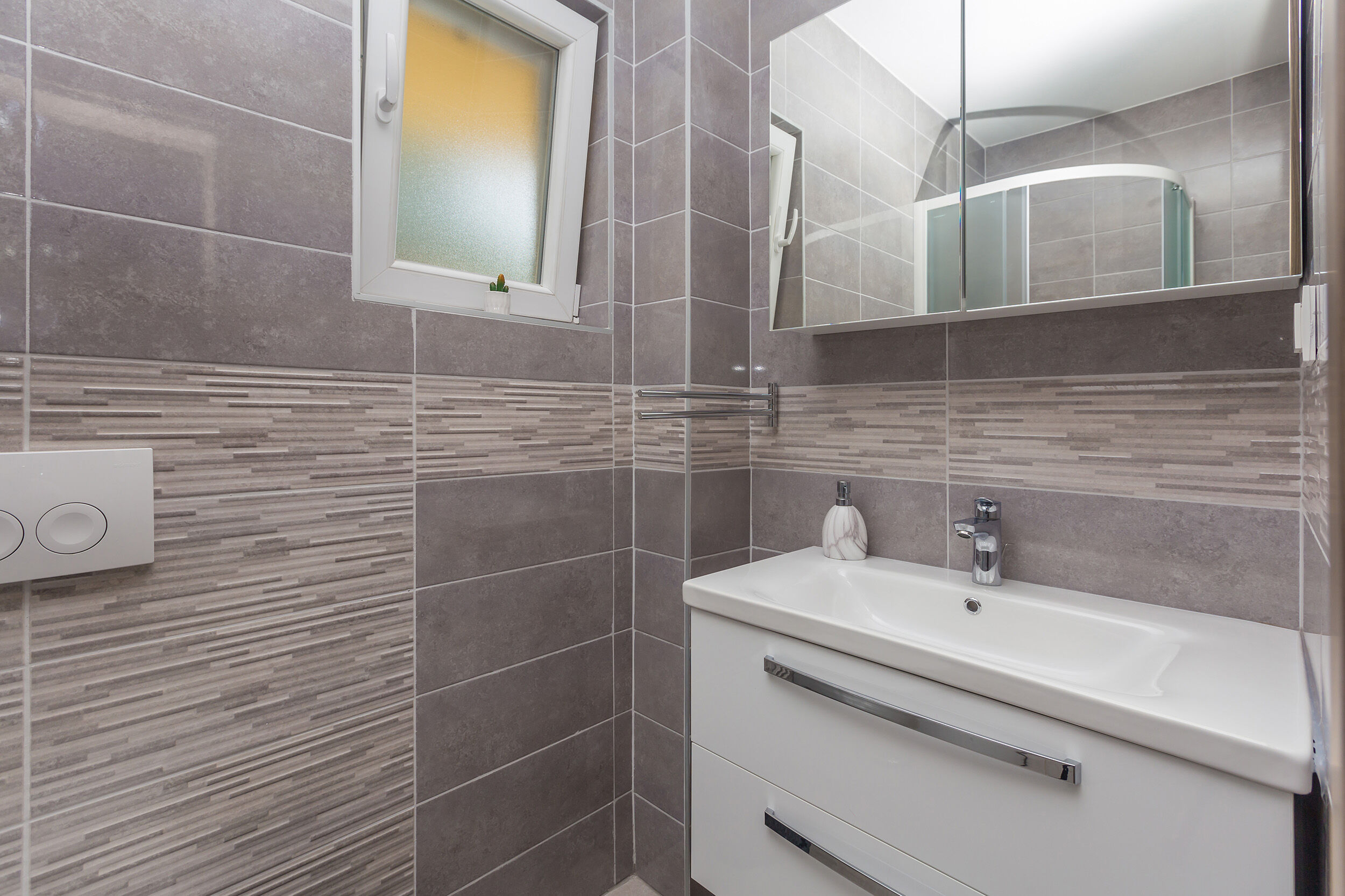 Apartments Tena 62028-A2