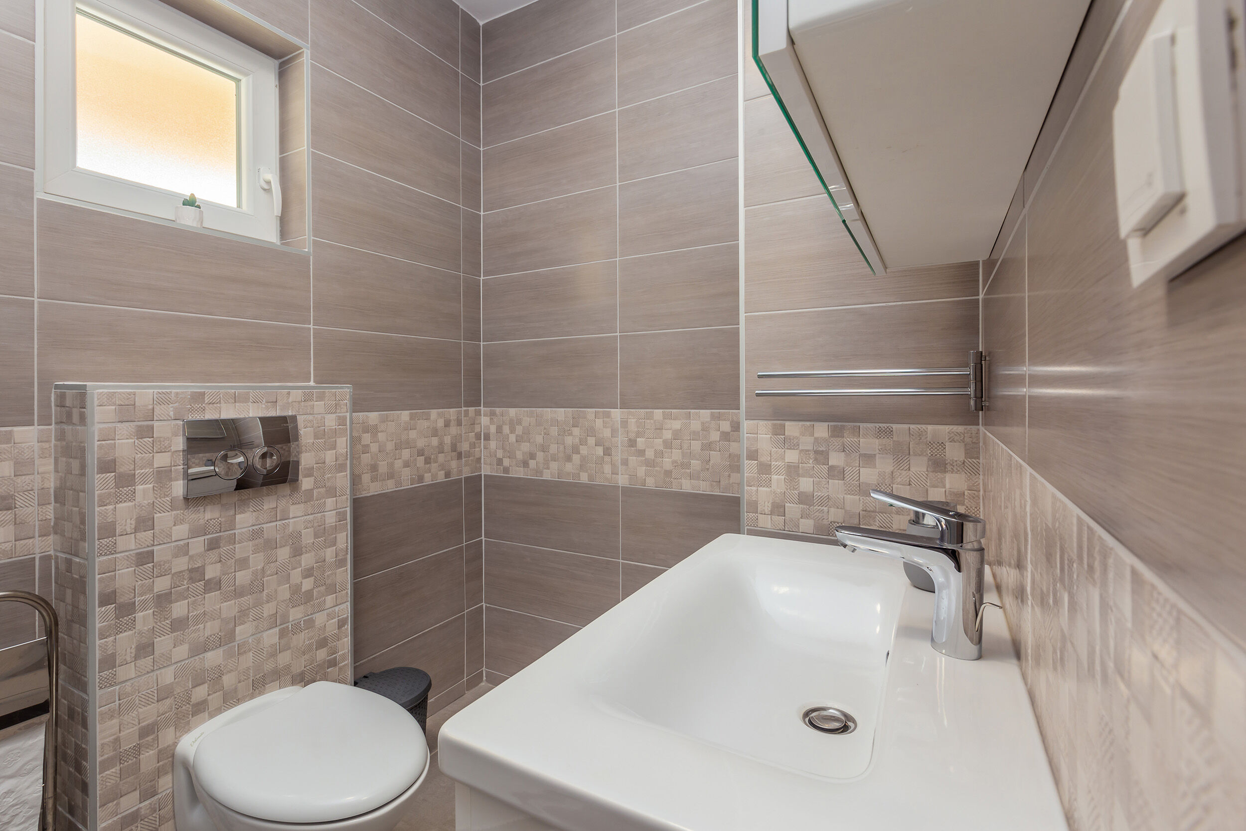 Apartments Tena 62028-A1