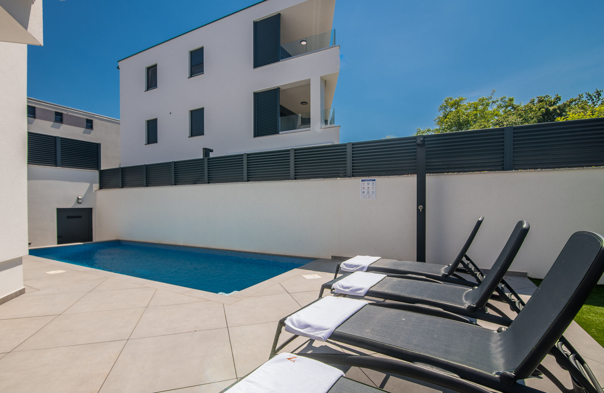 Apartments BP LUX 12282-A1