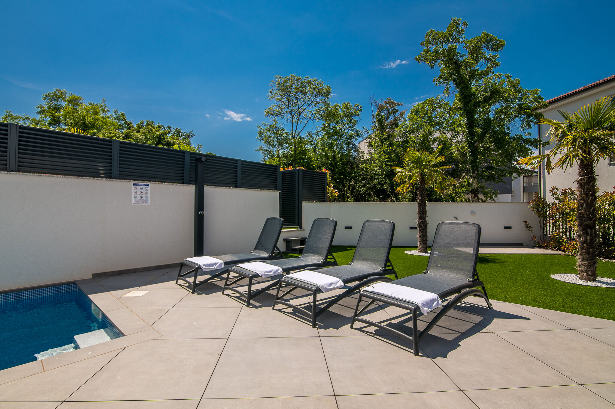 Apartments BP LUX 12282-A1