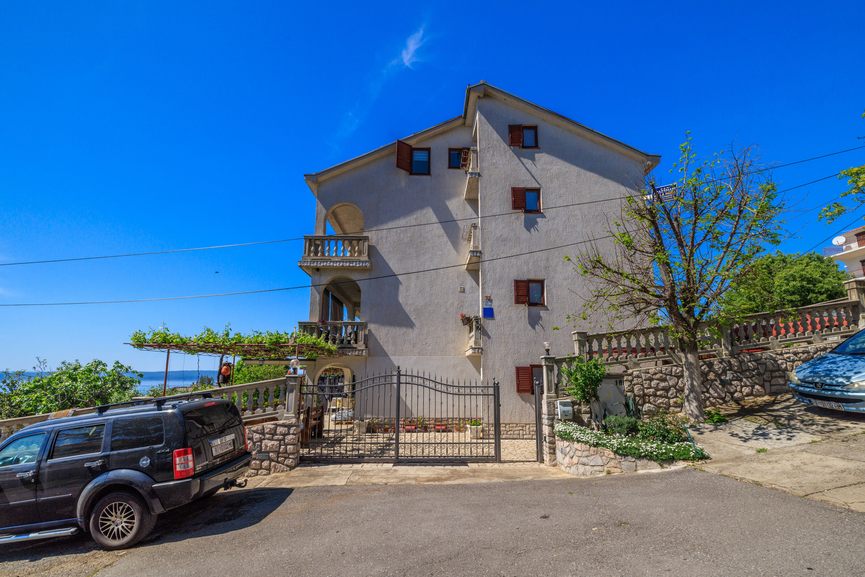 Apartments Mira 90871-A3