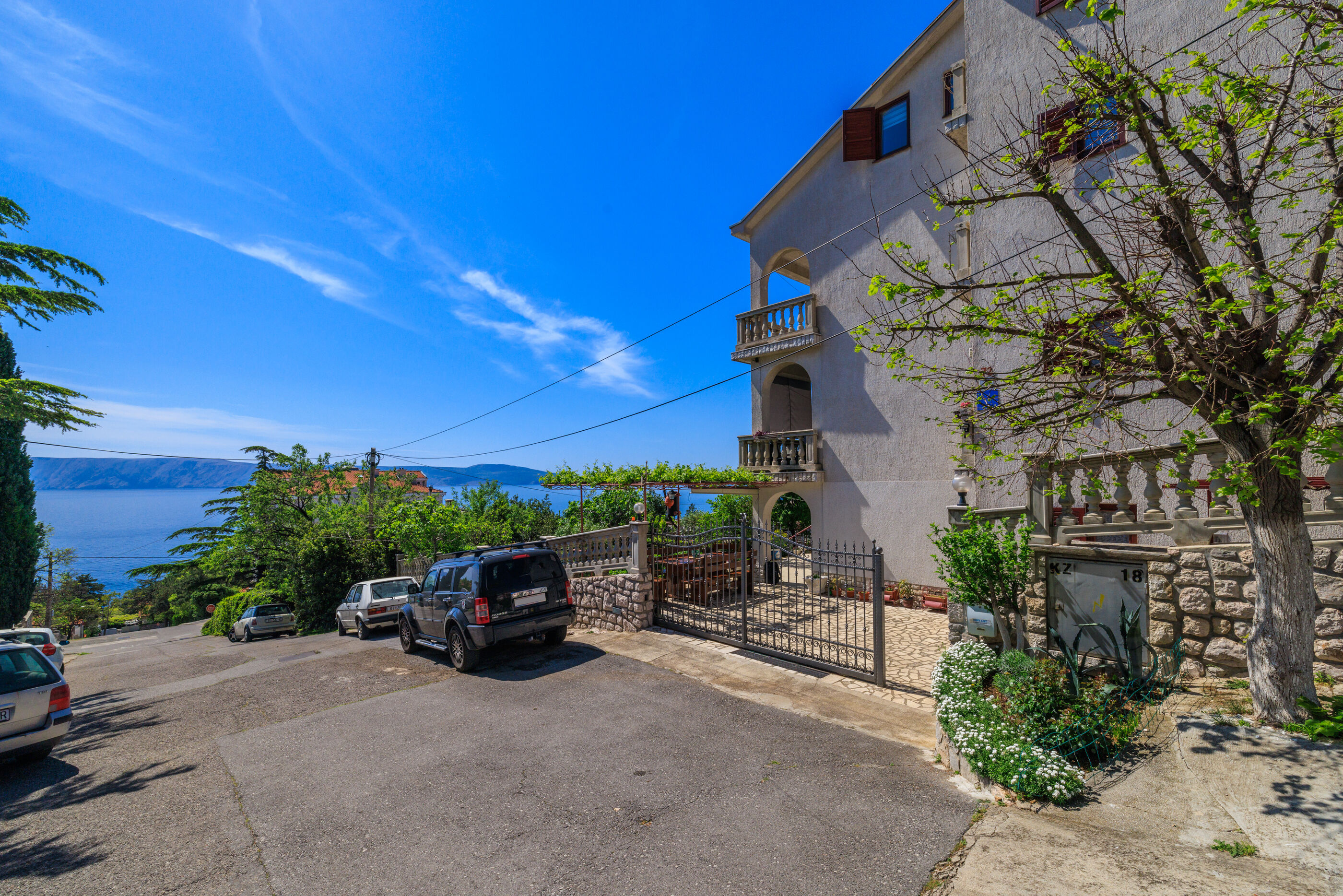 Apartments Mira 90871-A3