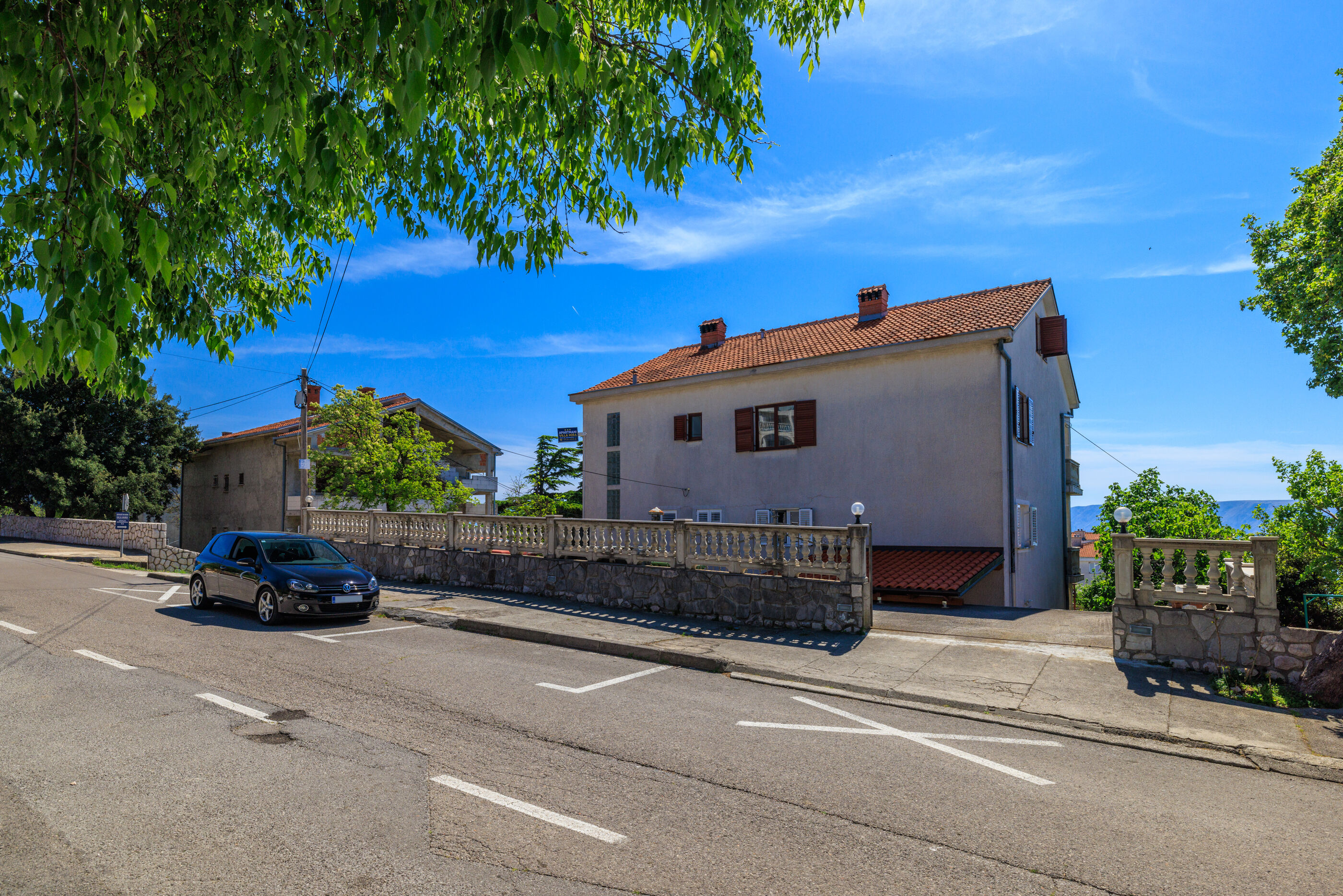 Apartments Mira 90871-A3