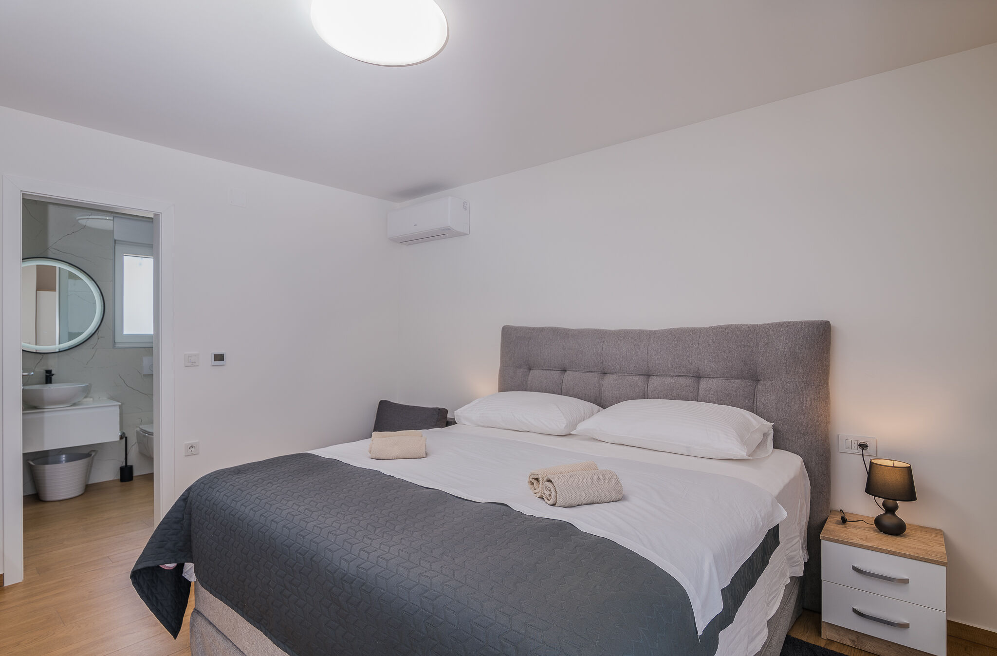 Apartment Vanesa 62007-A1