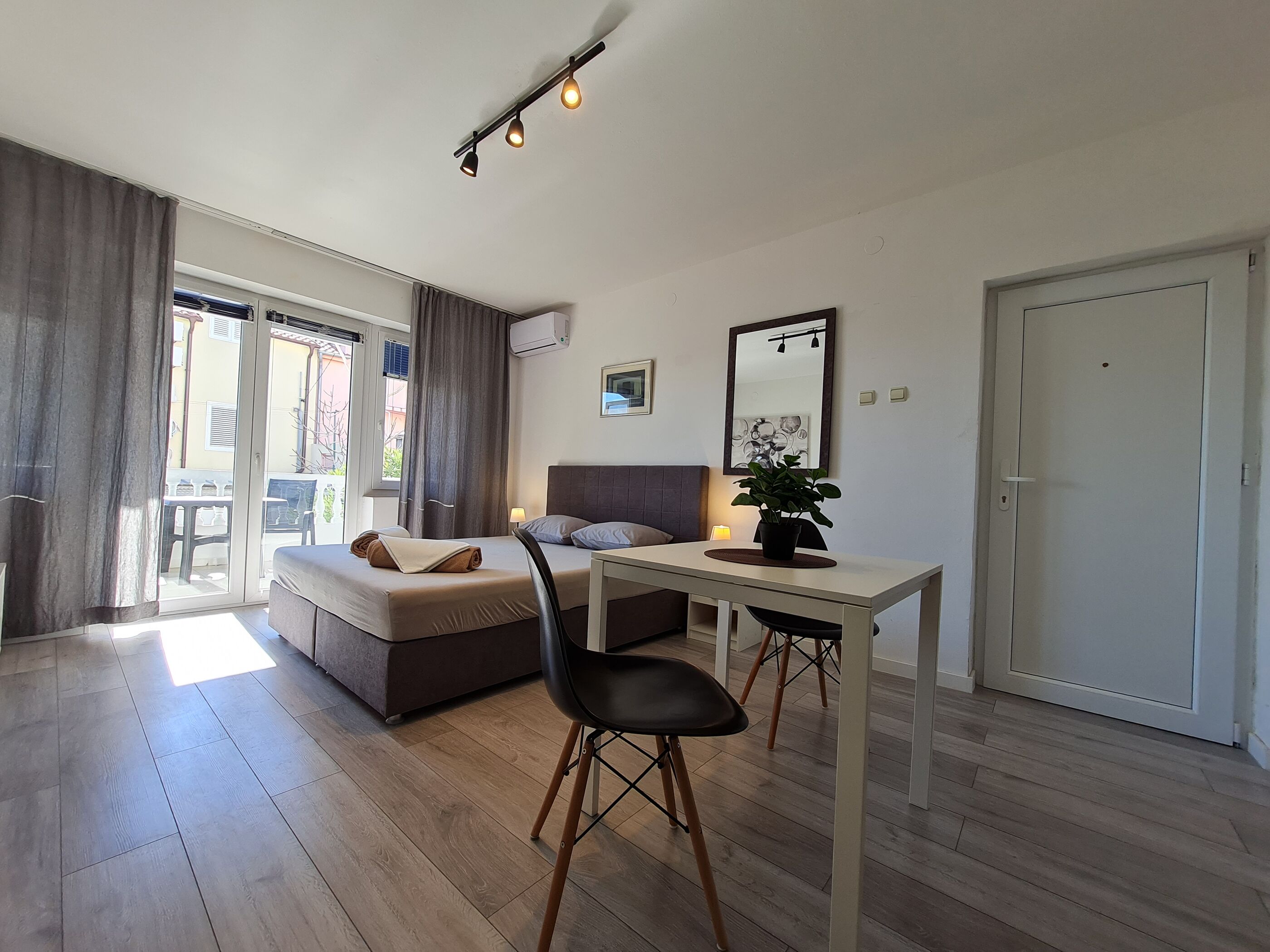 Apartments Bruno 18631-A3