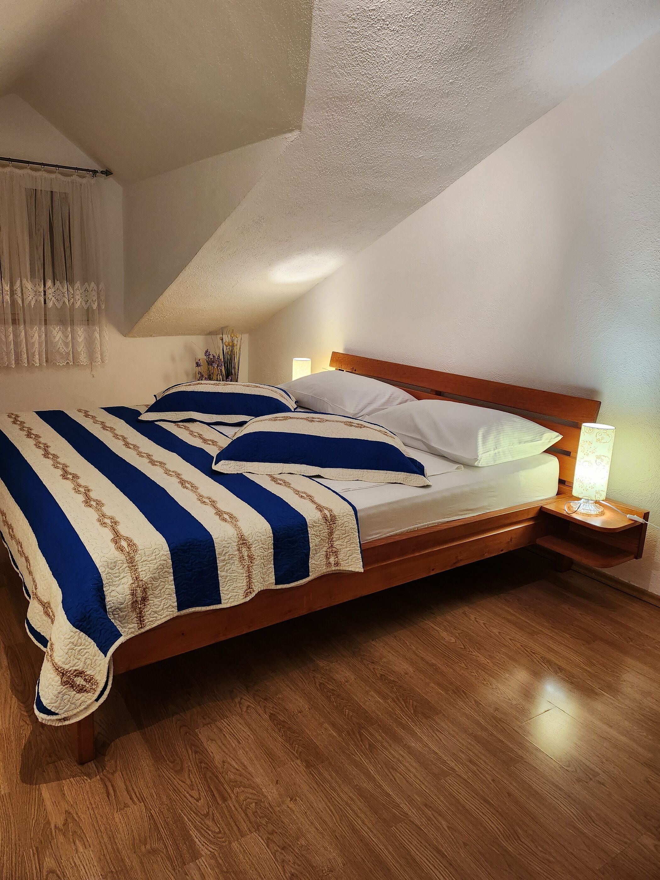 Apartments and Room Napoli 43631-A3