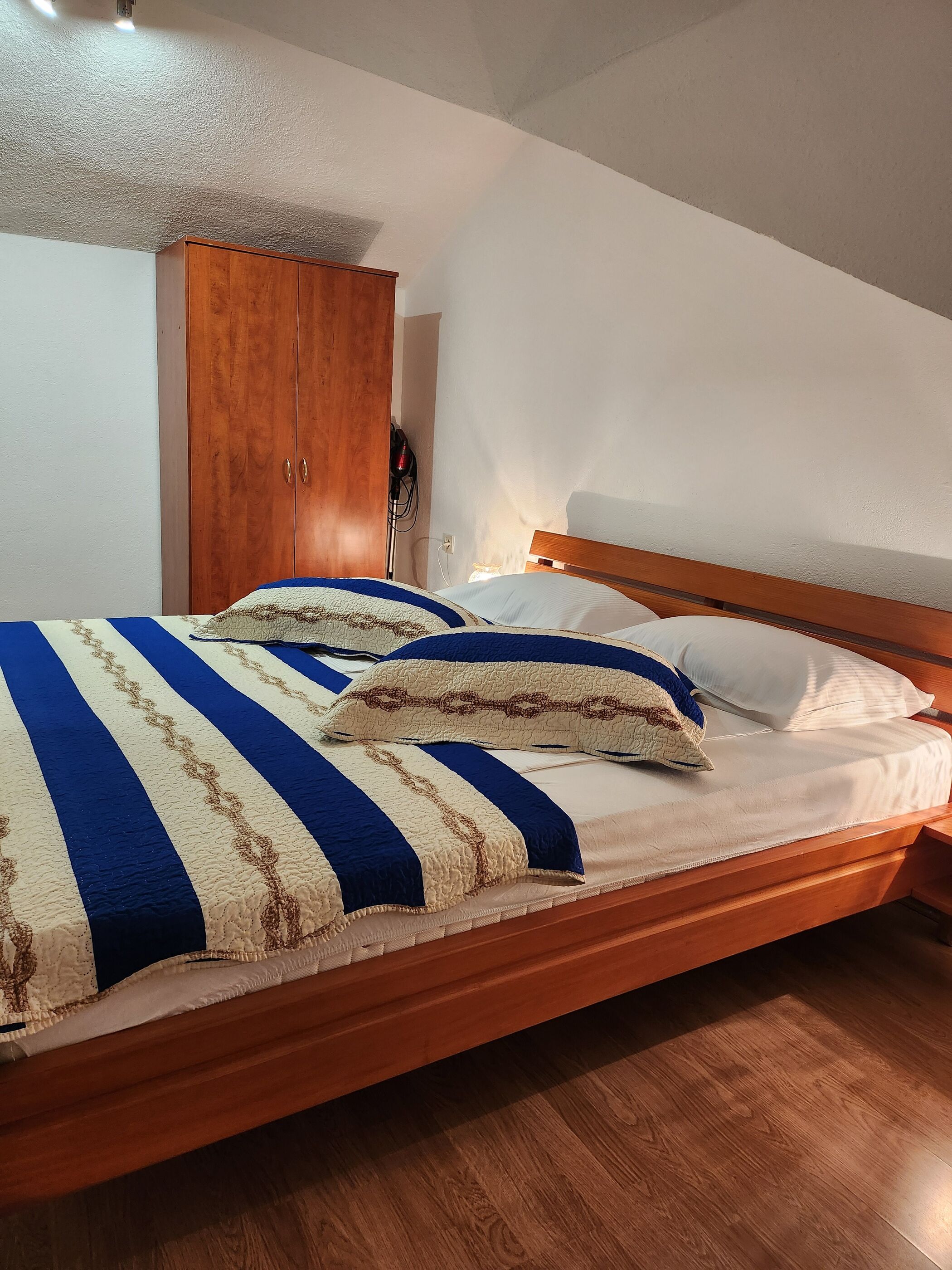 Apartments and Room Napoli 43631-A3