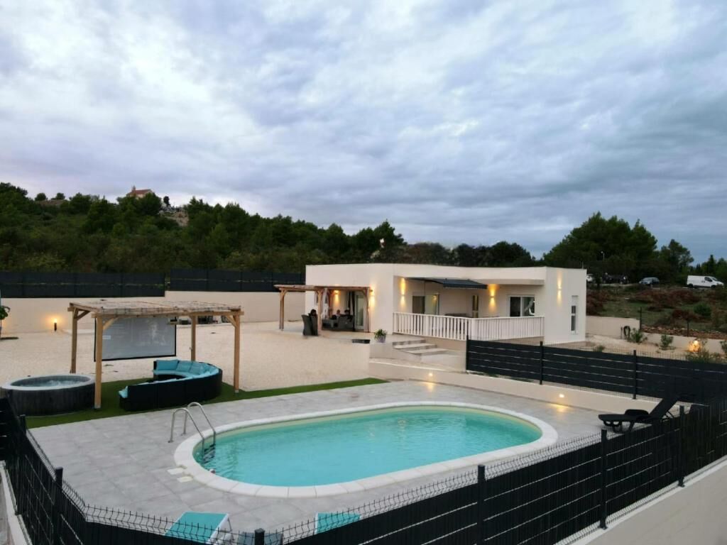 Villa Veronica V9692-K1