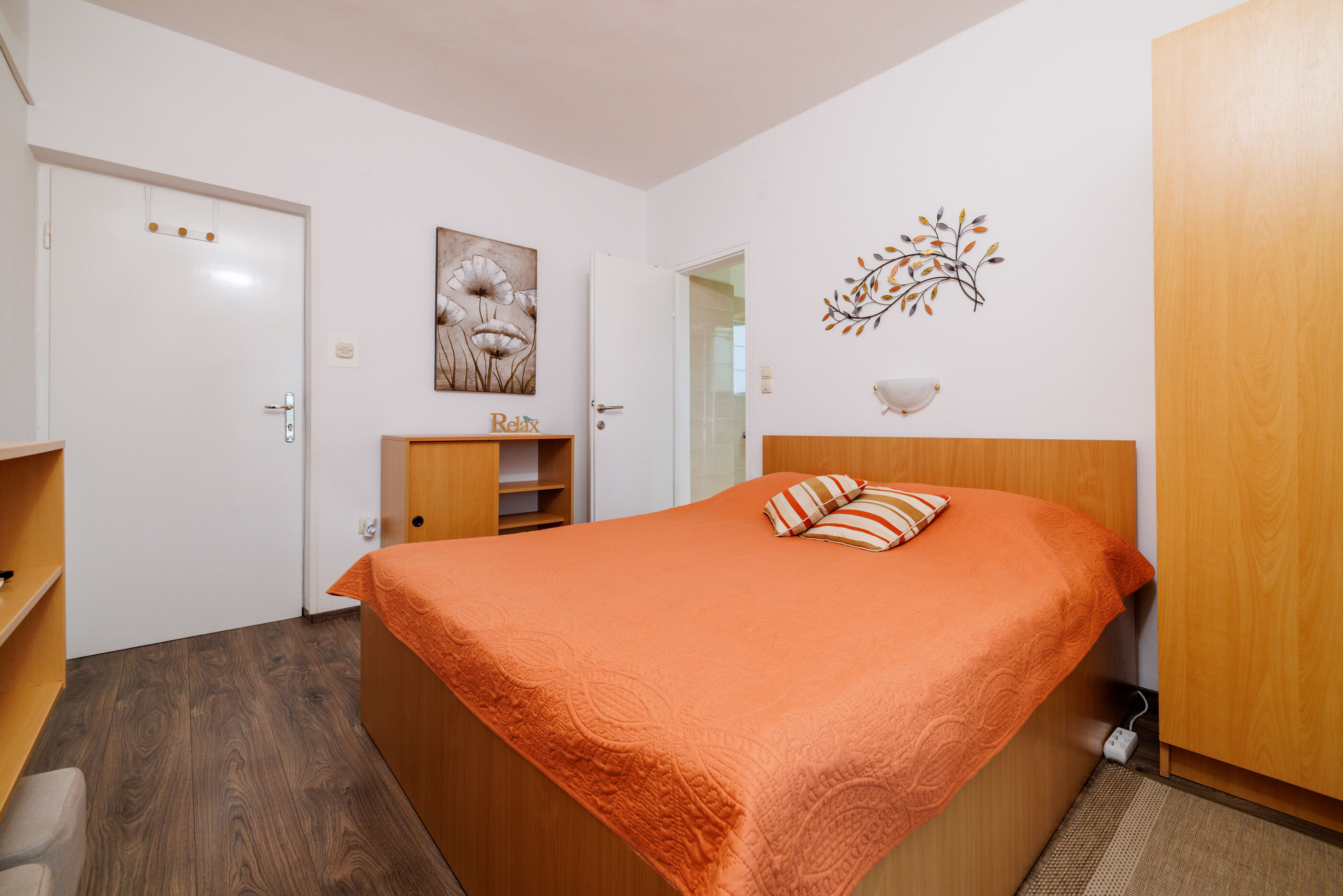 Apartments Near the sea Barbat 17702-A1