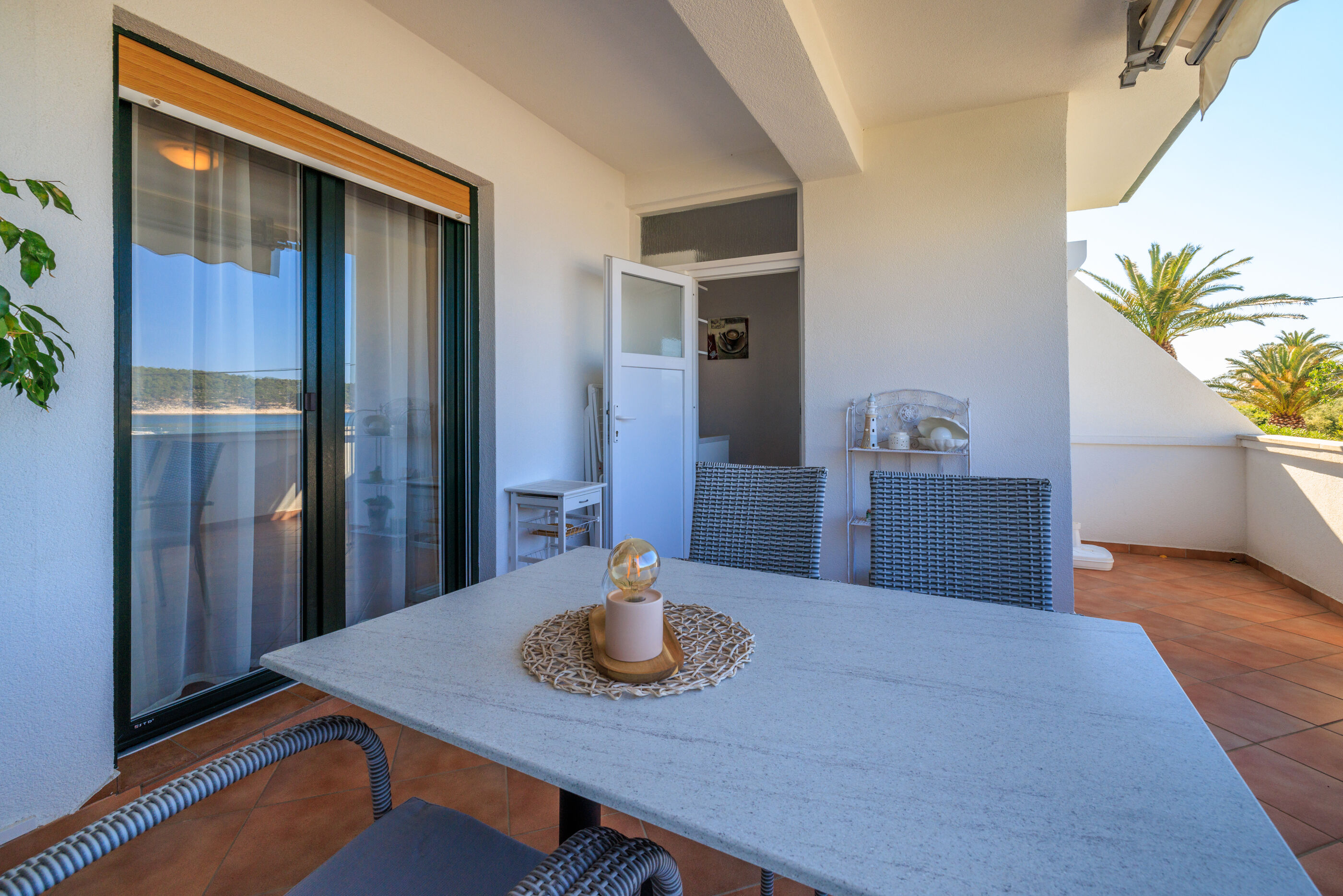 Apartments Near the sea Barbat 17702-A1