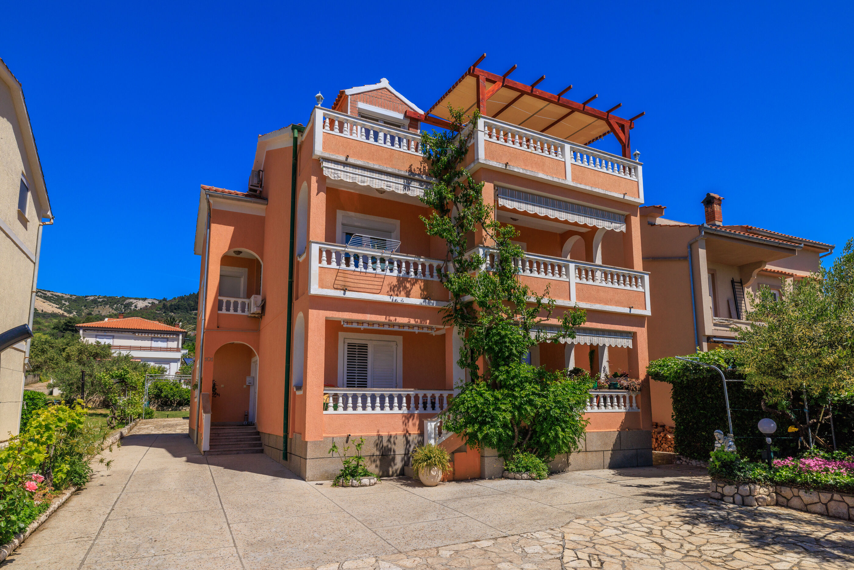 Apartments Andelka D 97562-A4