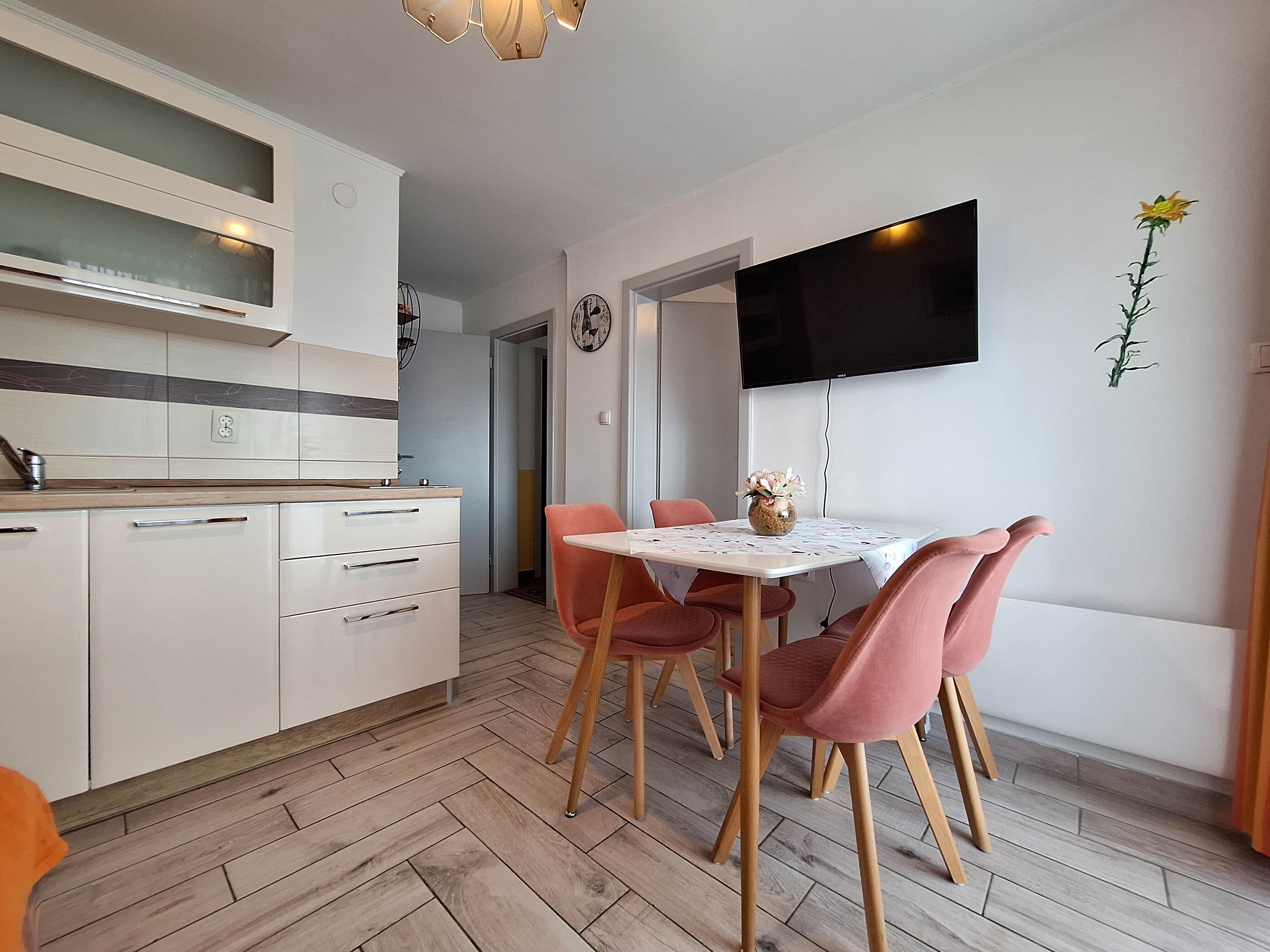 Apartments Frutis 62919-A1