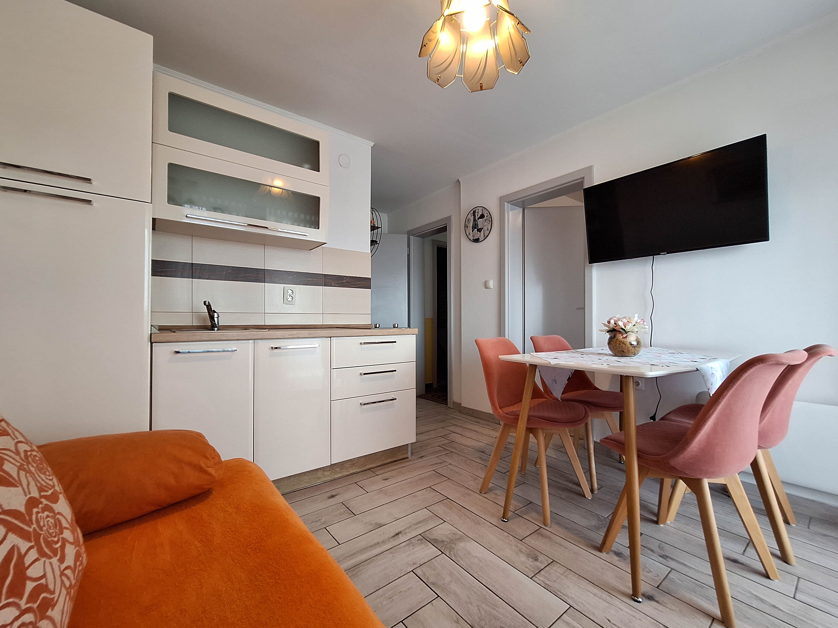 Apartments Frutis 62919-A1
