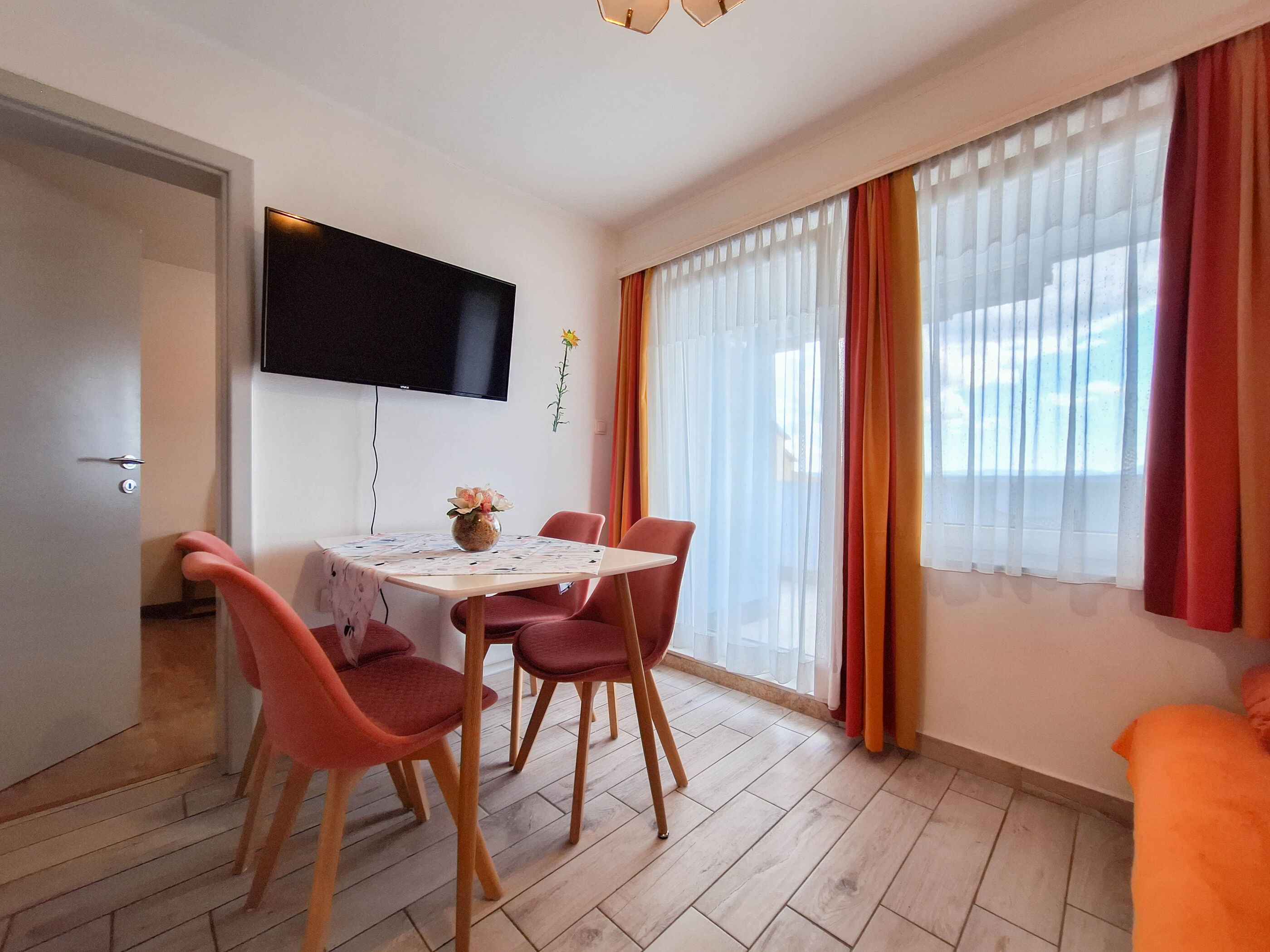 Apartments Frutis 62919-A1