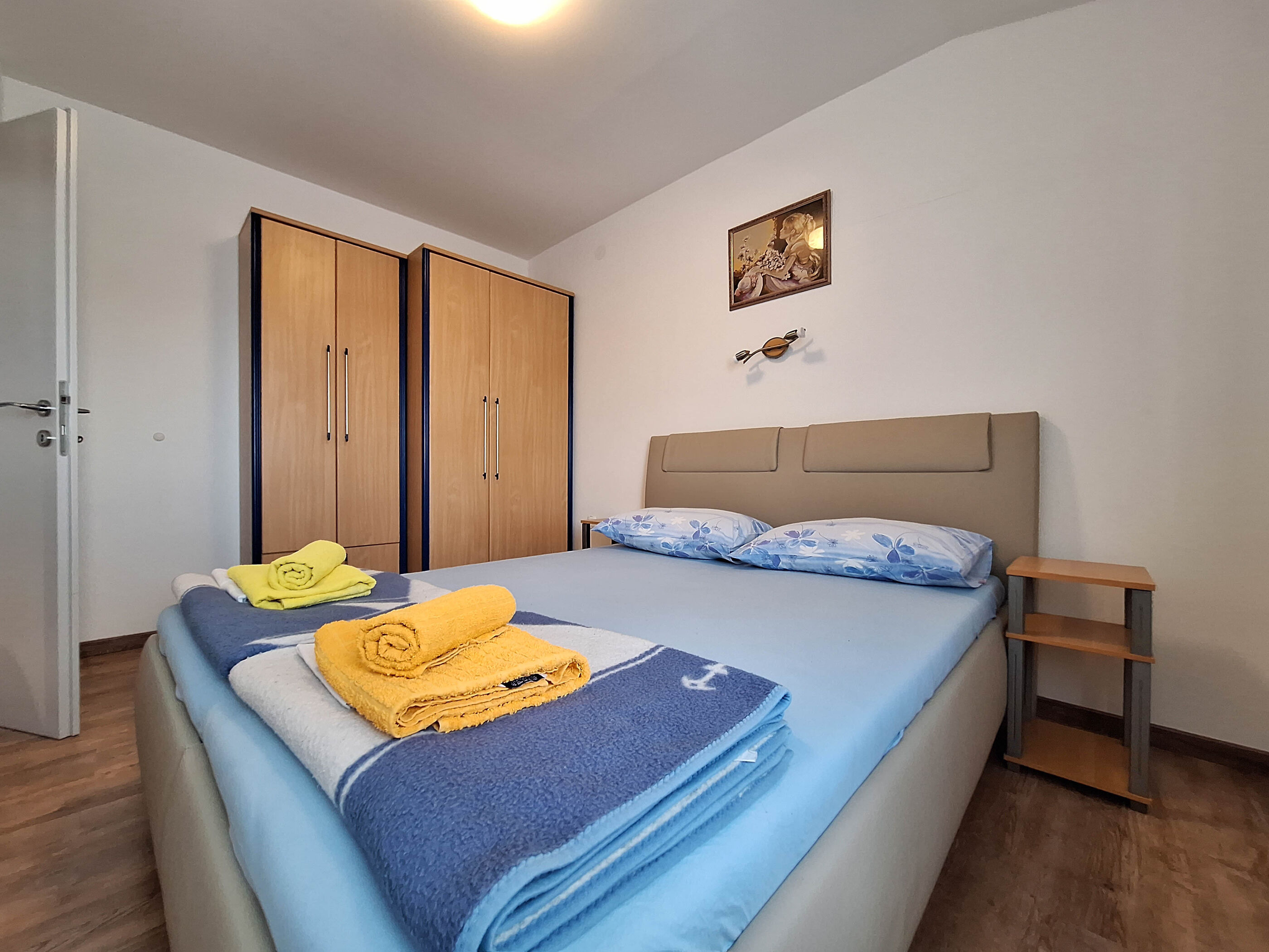 Apartments Frutis 62919-A2
