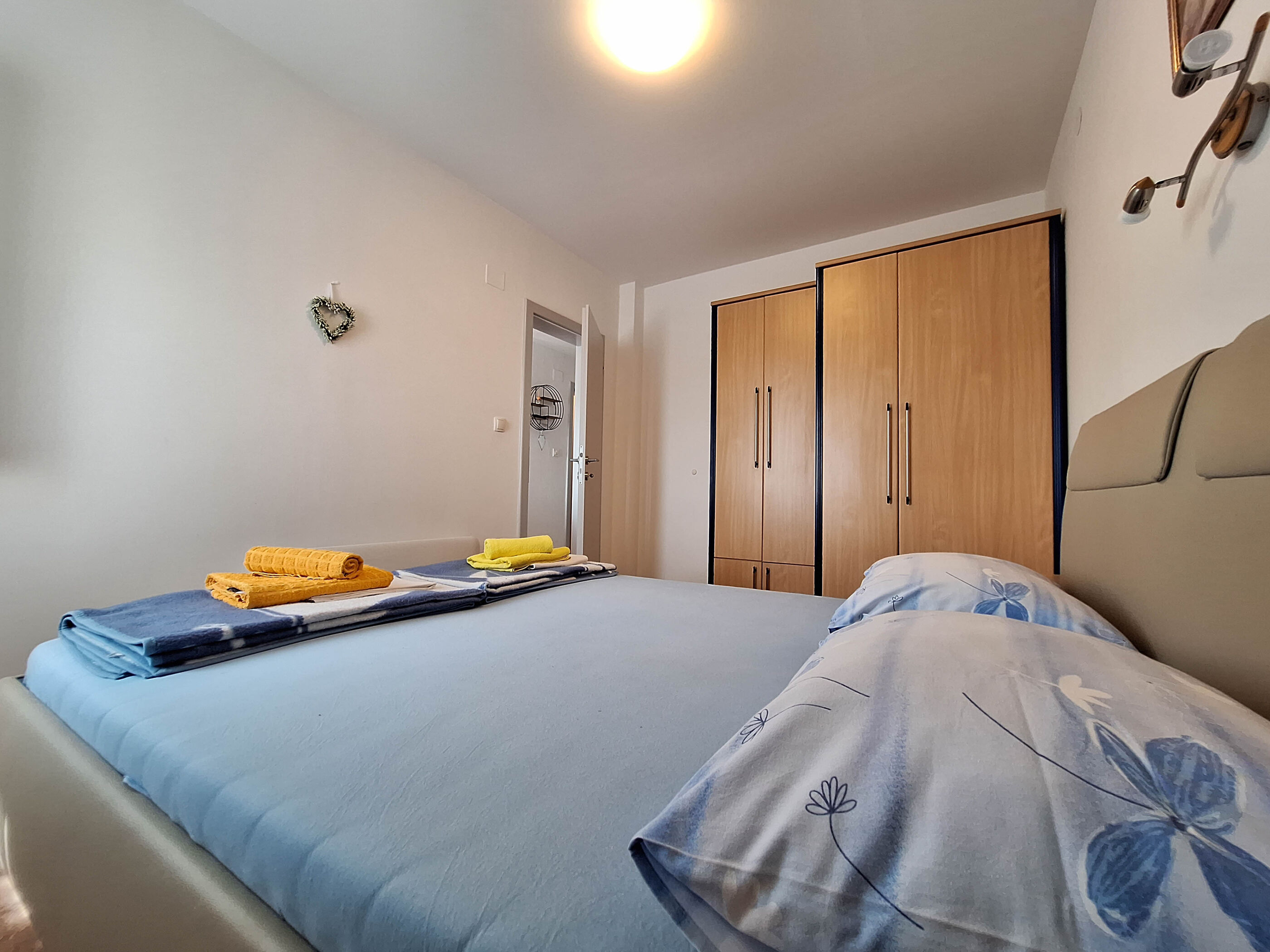 Apartments Frutis 62919-A2