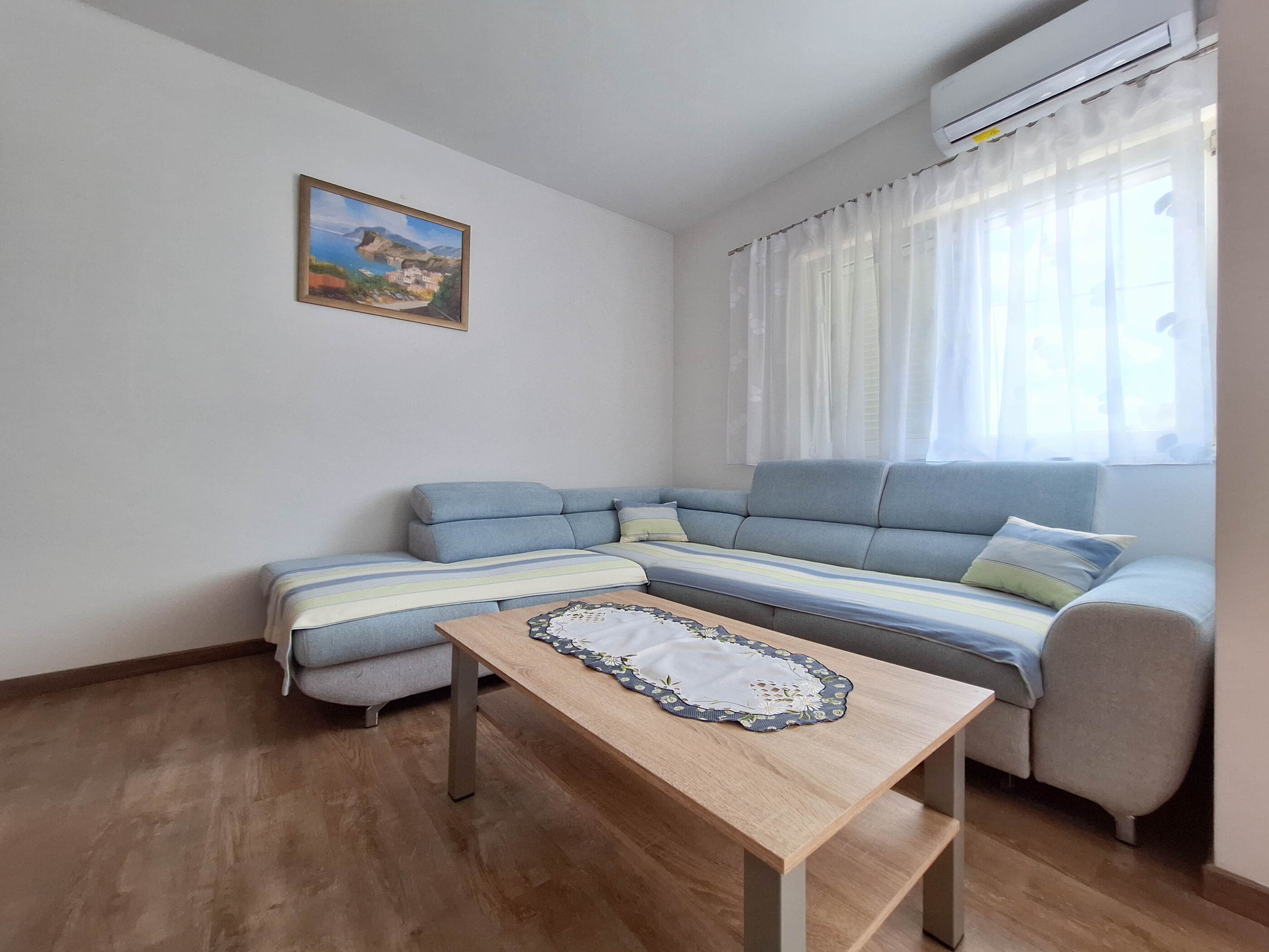 Apartments Frutis 62919-A3