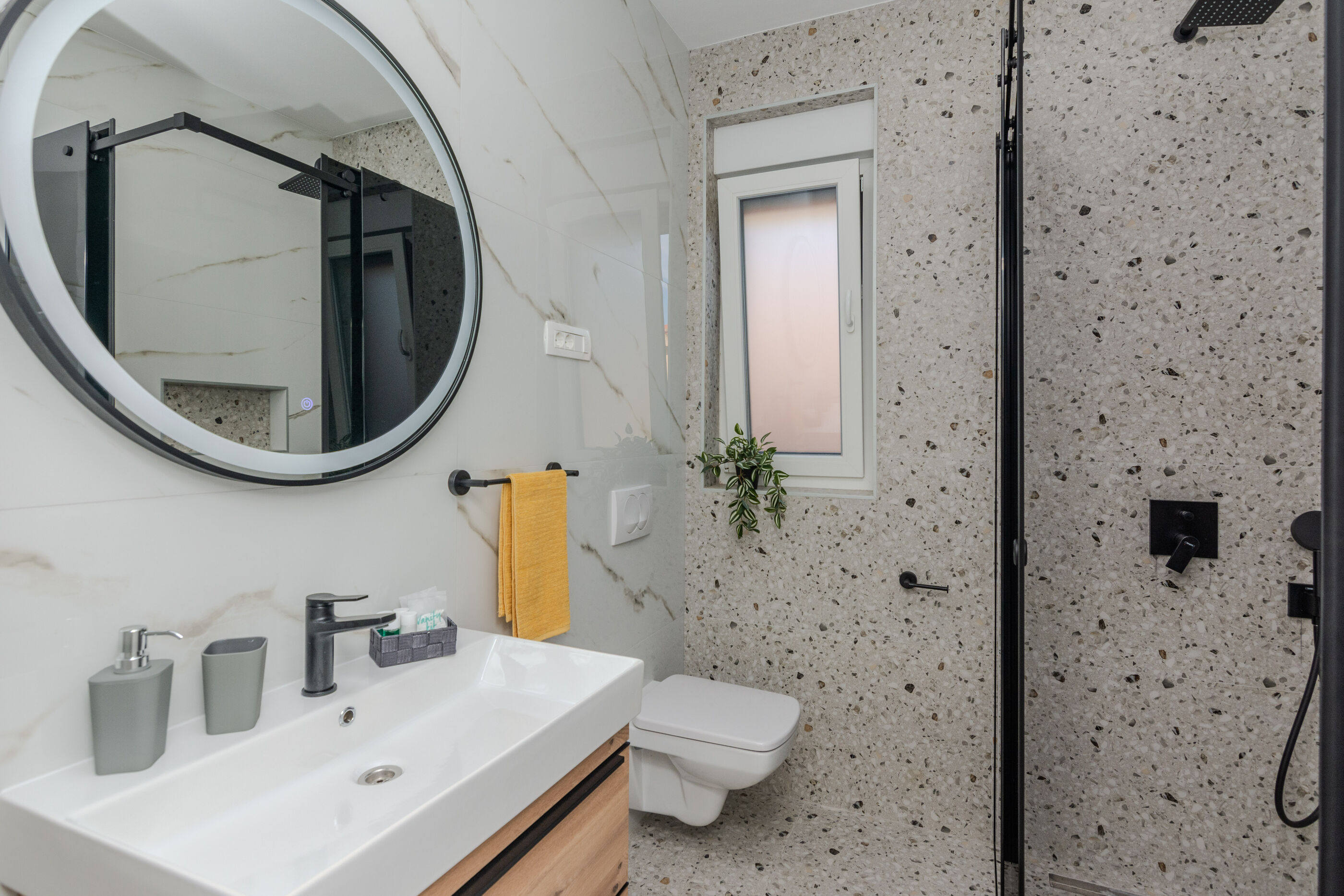 Apartments Fil Cosic 44964-A1