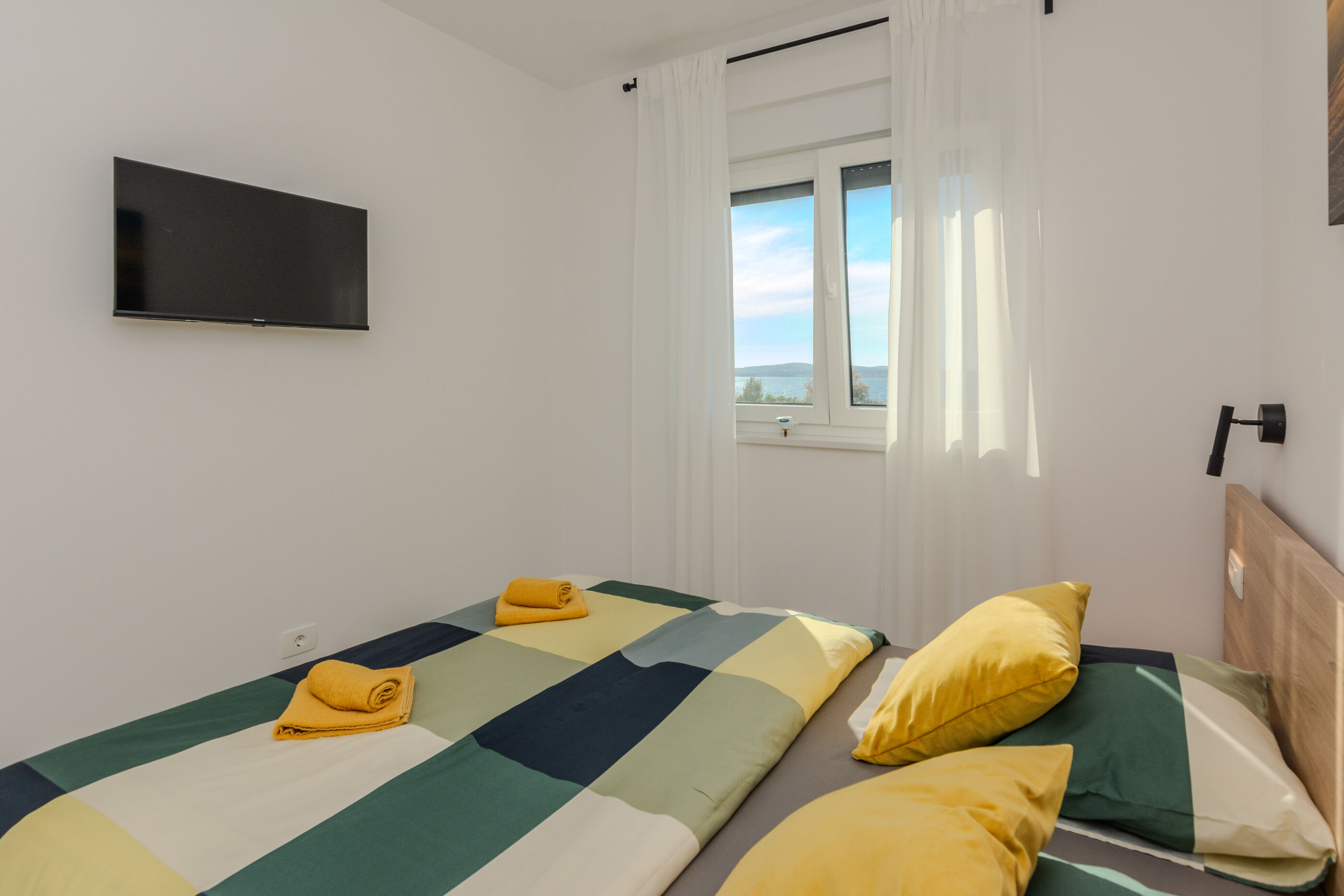 Apartments Fil Cosic 44964-A1