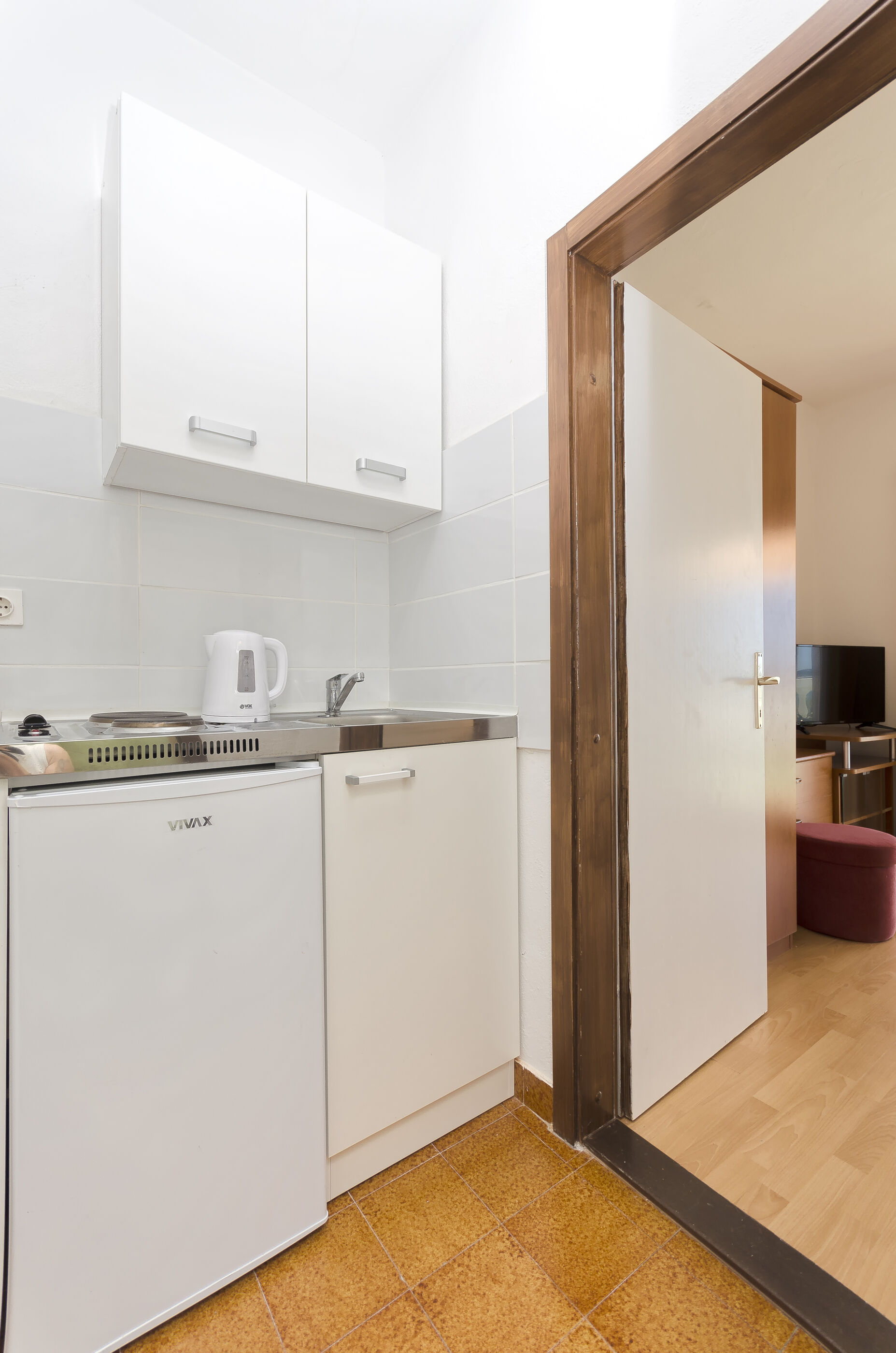 Apartment and Rooms Artina 25091-S1