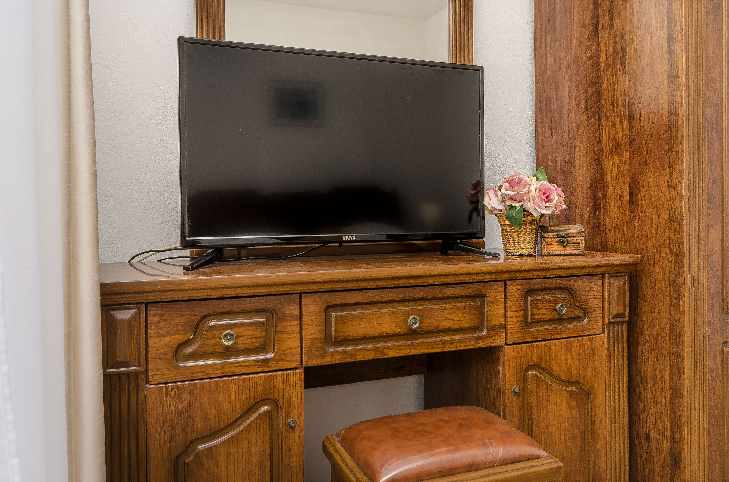 Apartment and Rooms Artina 25091-S2