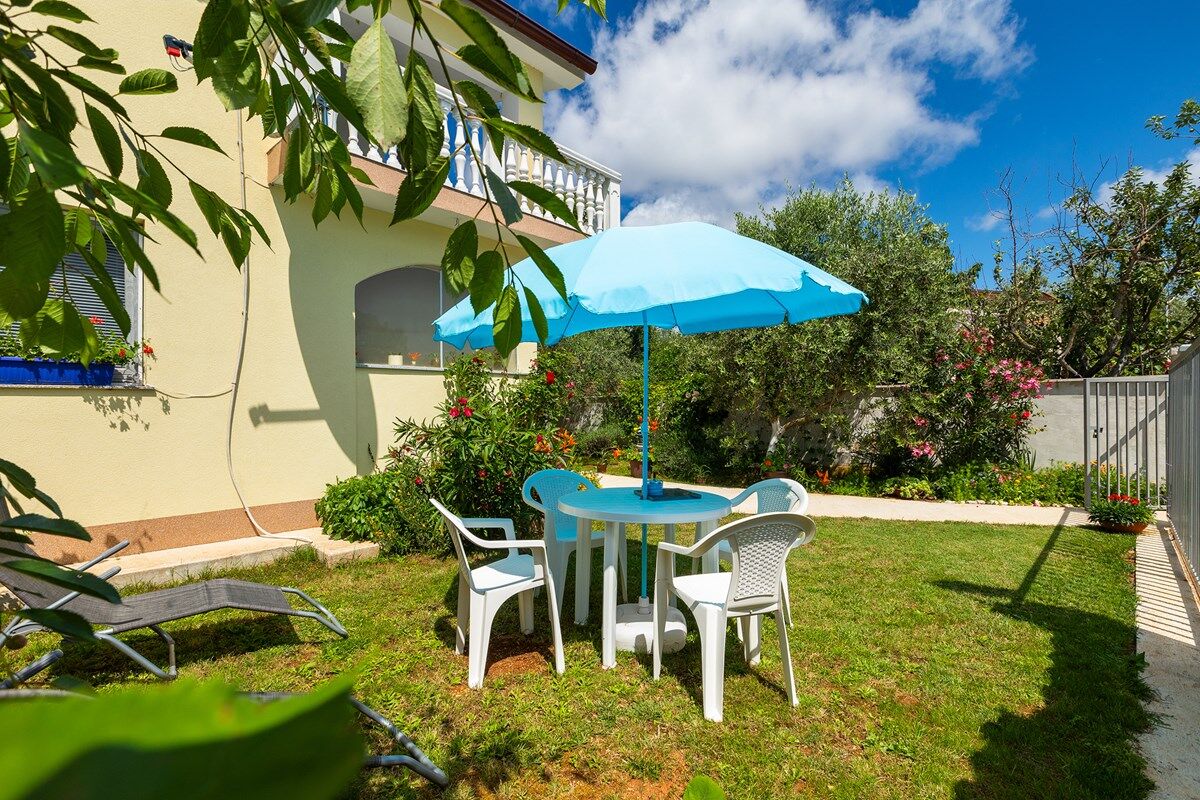 House Columbo 74257-A1