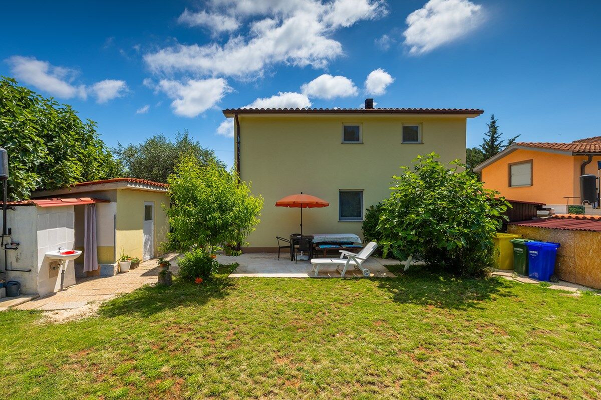 House Columbo 74257-A1