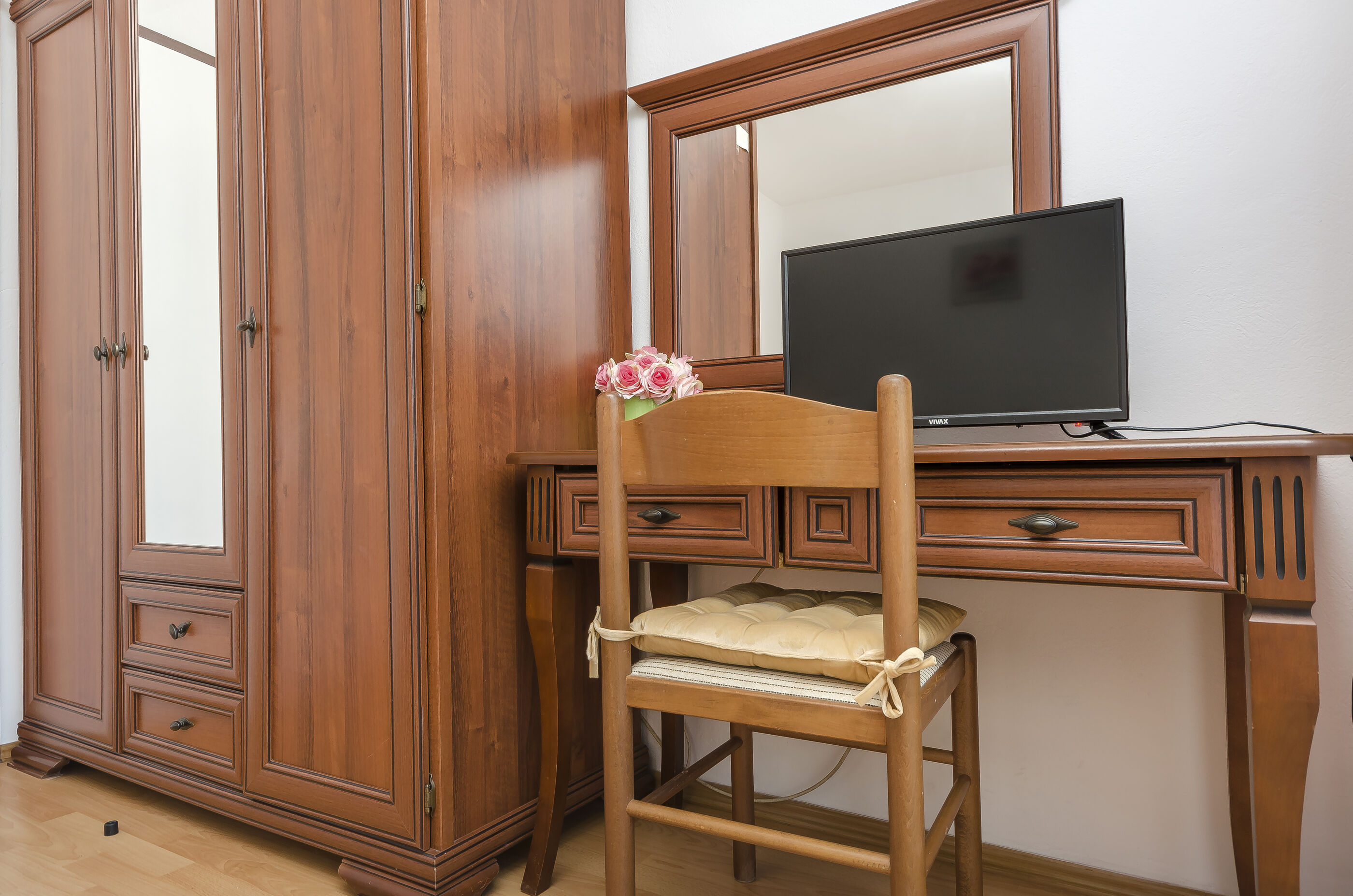 Apartment and Rooms Artina 25091-S3