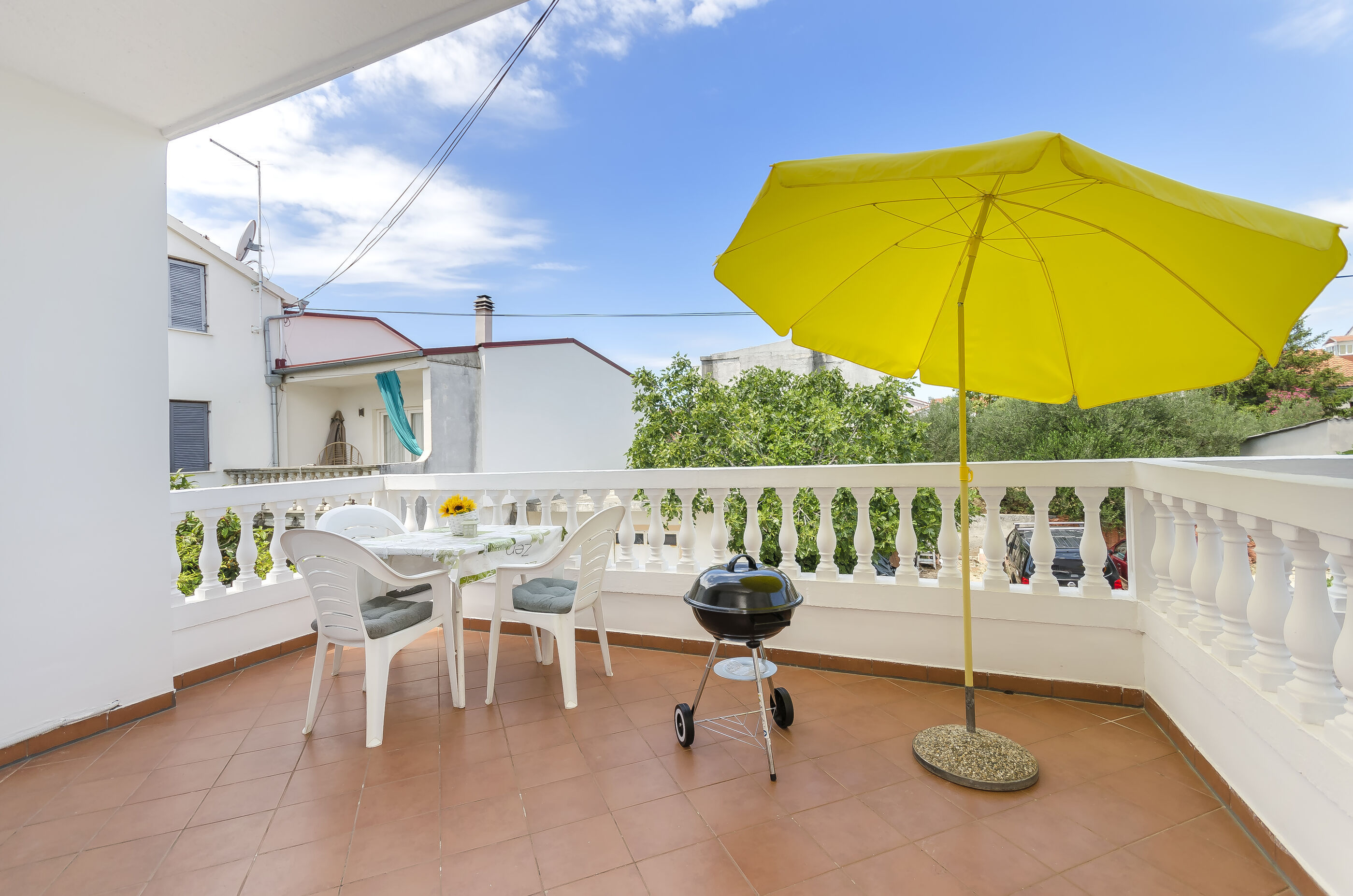 Apartment and Rooms Artina 25091-S4