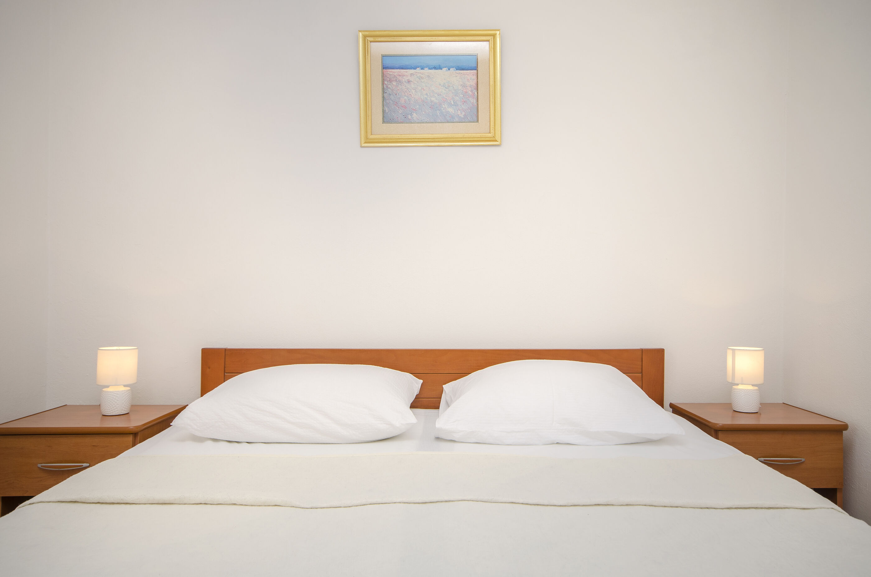Apartment and Rooms Artina 25091-S1