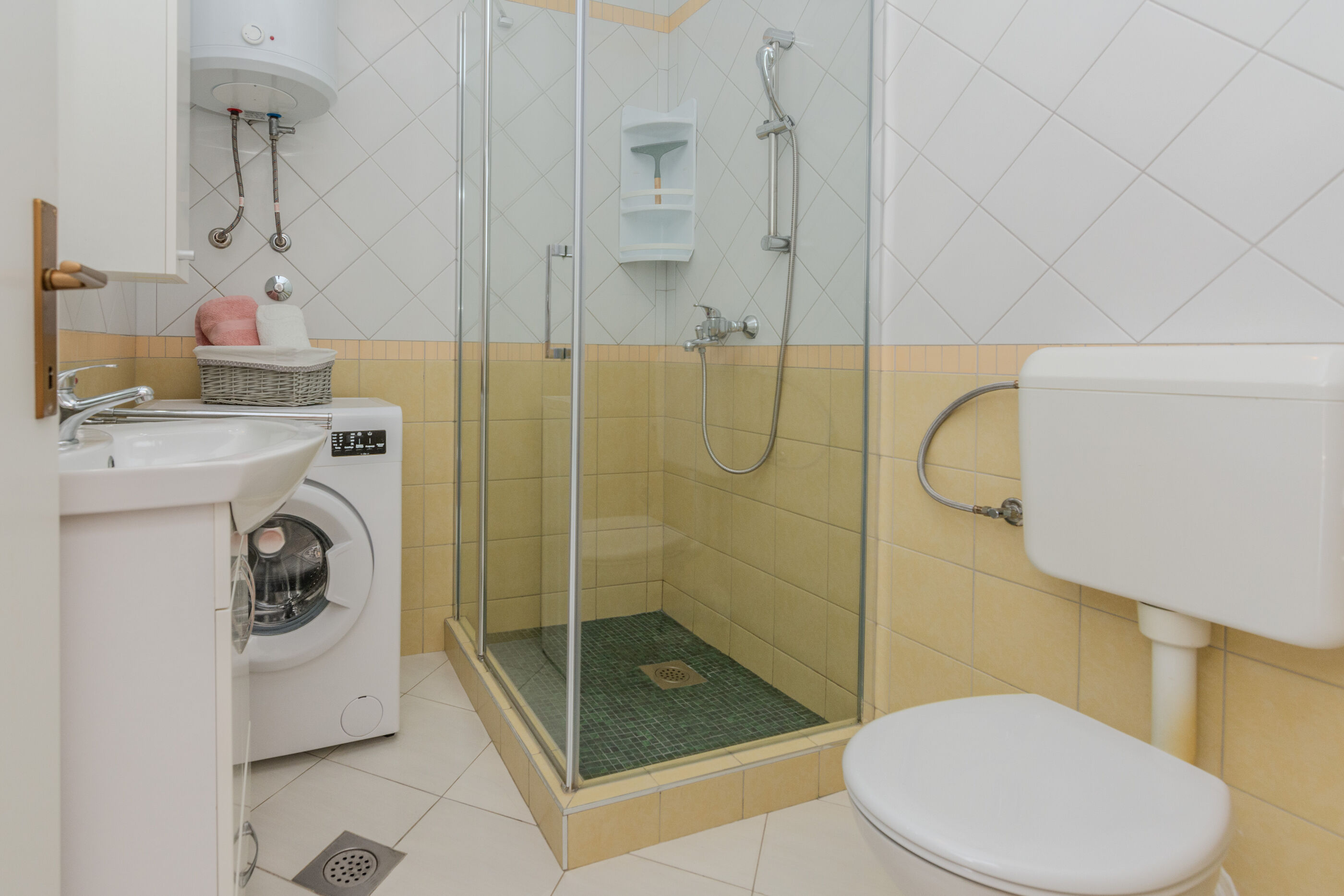 Apartment Marovic 64134-A1