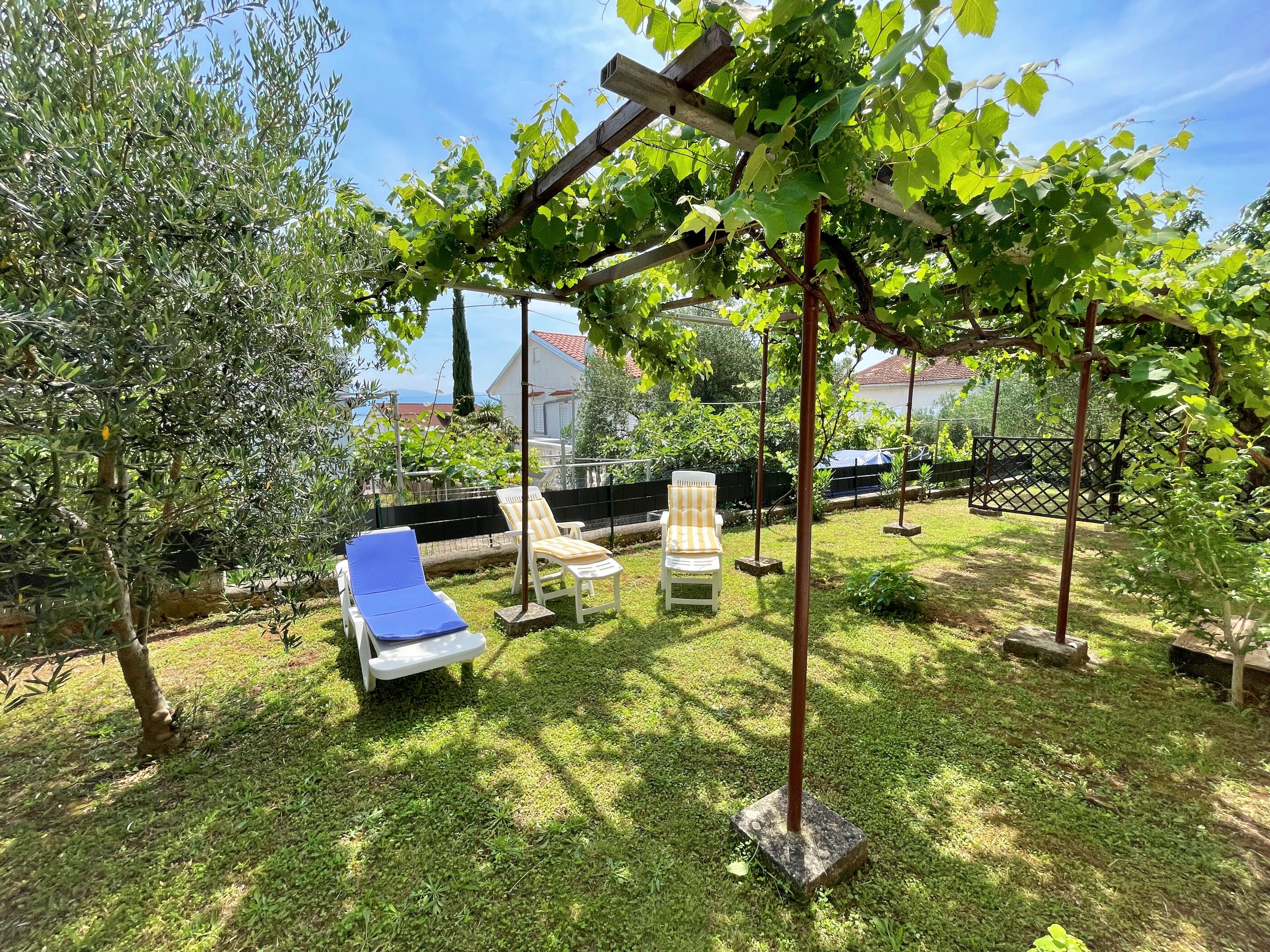 Apartments Mara 69581-A2